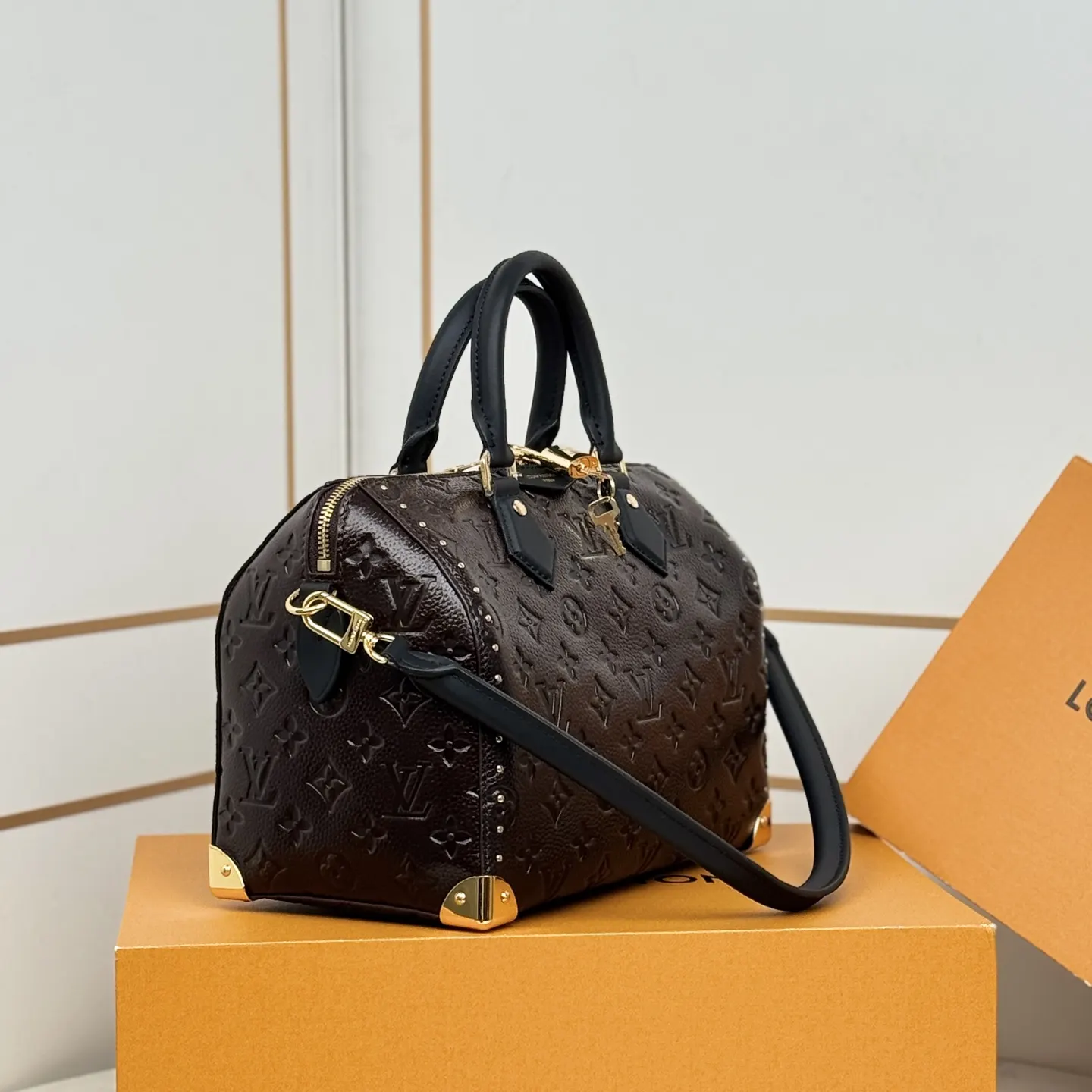 LV Speedy 牛皮 收纳包 旅行收纳款