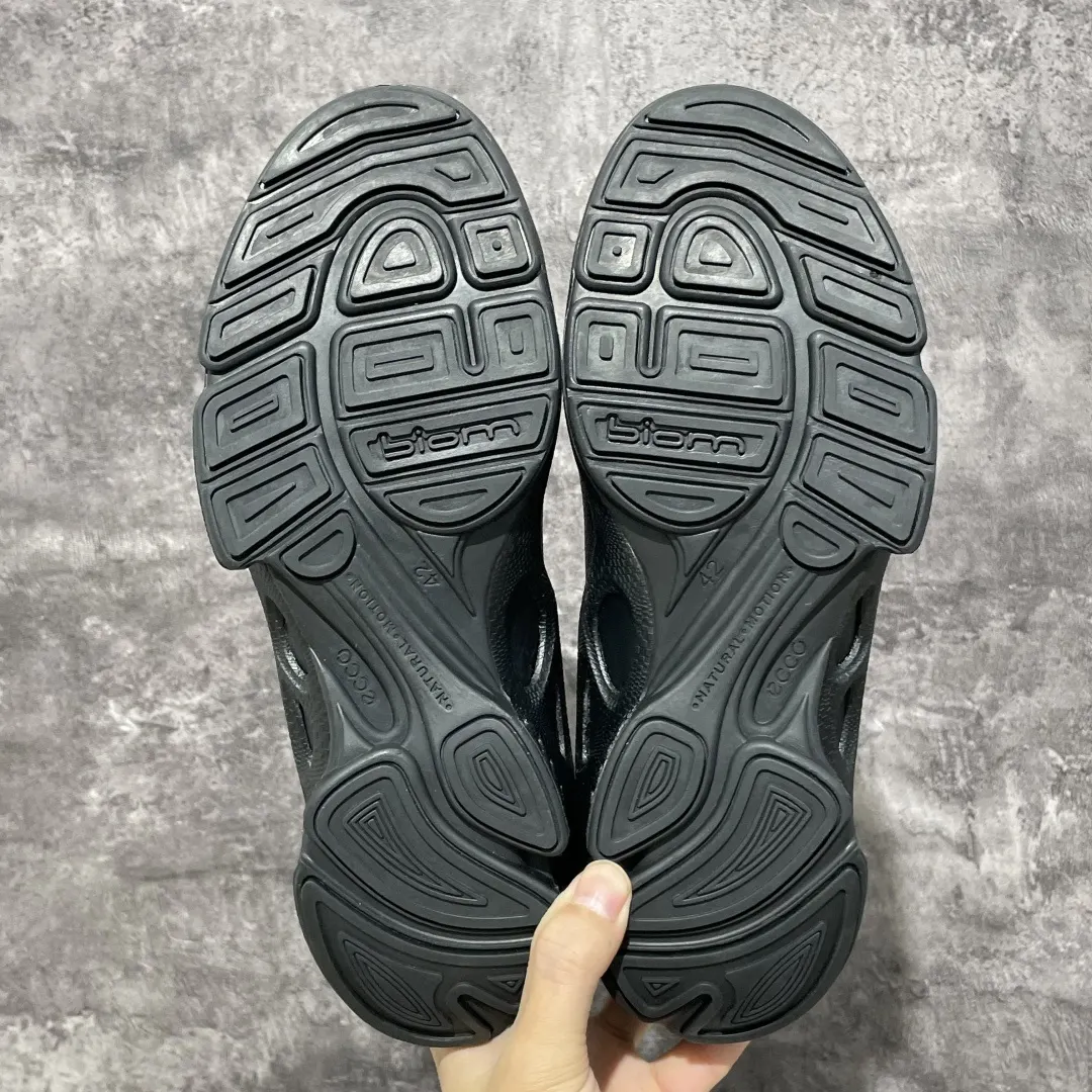 Ecco Biom Black Casual Versatile Image 9 Ecco Biom Black Casual Versatile Image 9