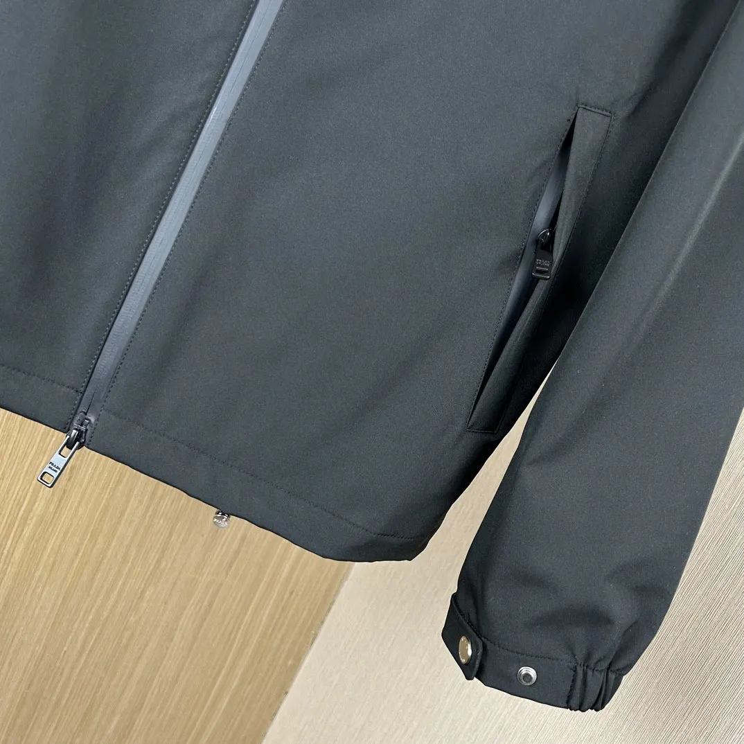 Prada 外套 通勤休闲