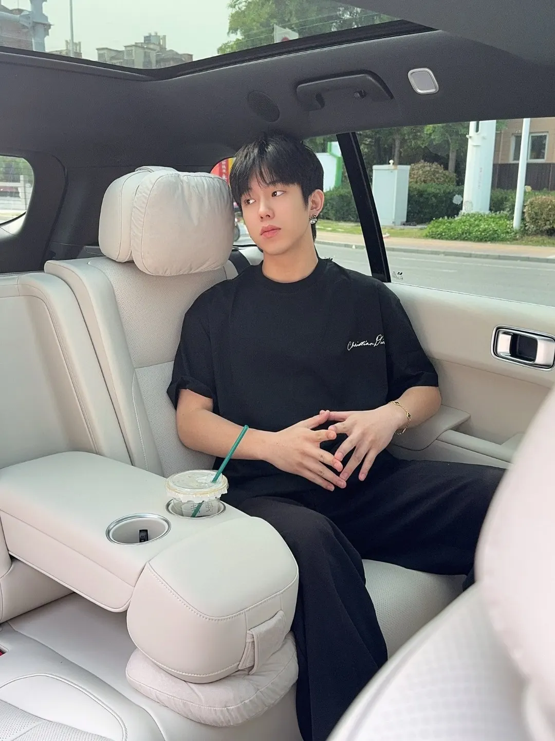 Dior 黑色小标短袖T恤 简约休閒