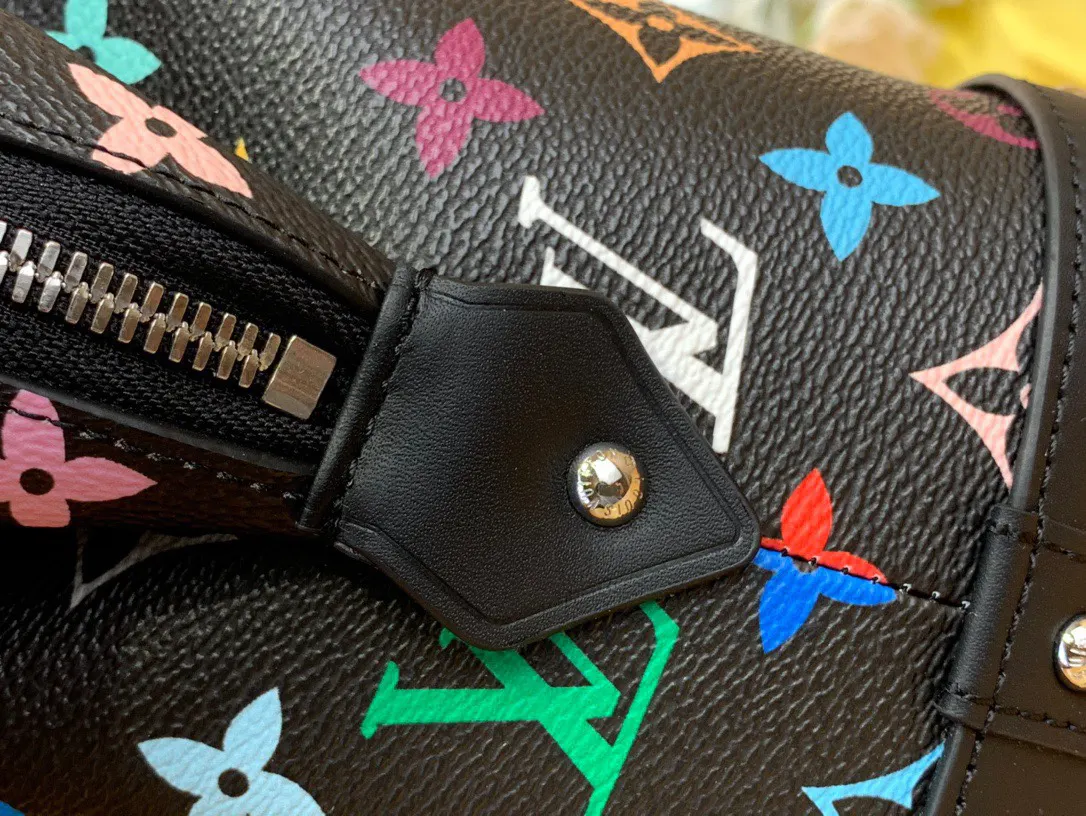 Cosmetic Pouch Leather