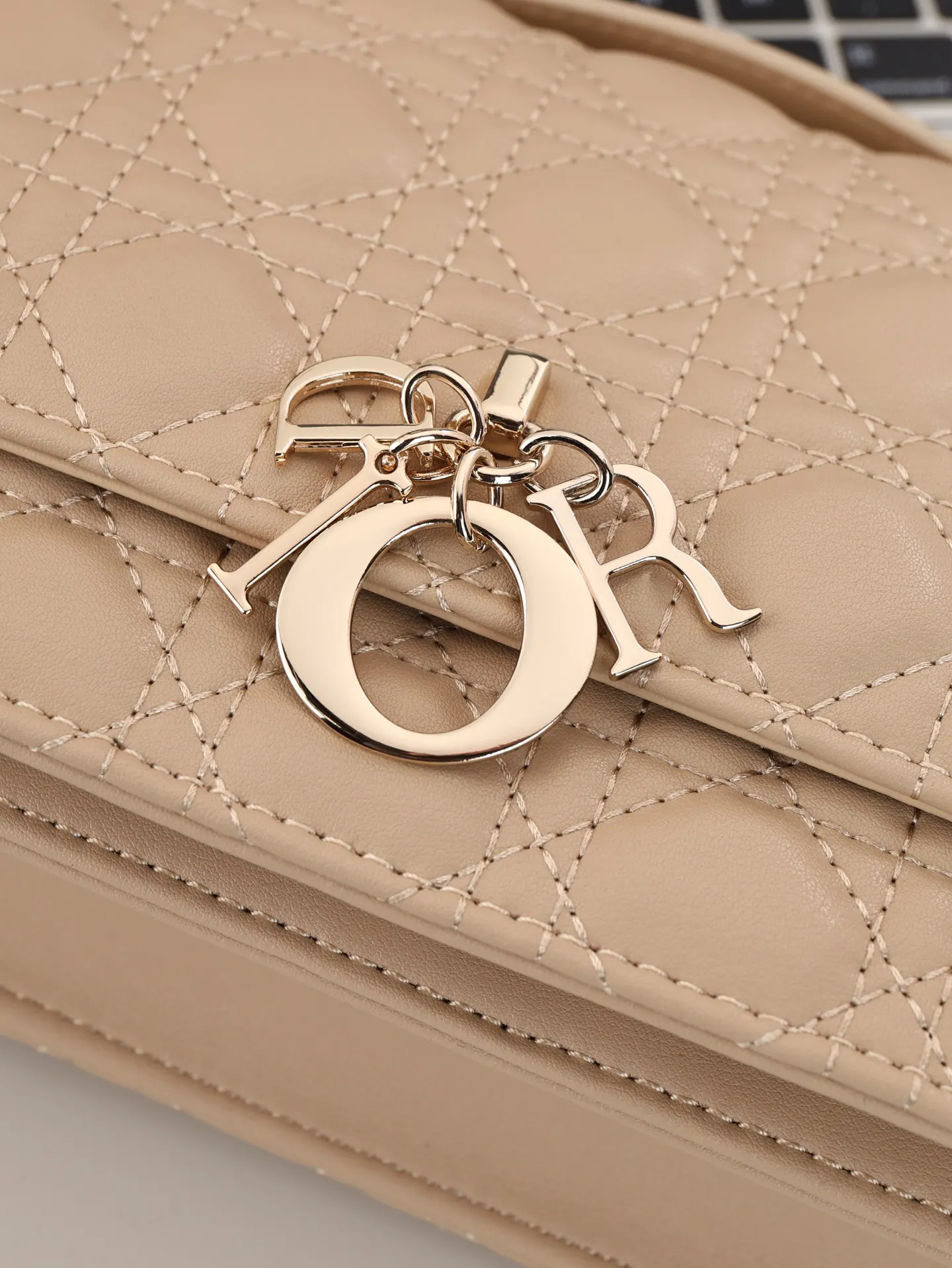 Black Chain Bag