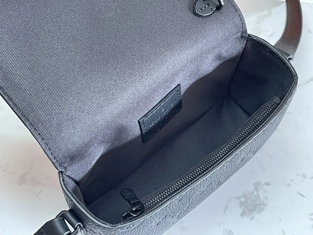 牛皮 拉链内袋稳妥收納随行物品 可调节肩带实现舒適肩背 鏈條包 精致鏈條款(數字9) 牛皮 拉链内袋稳妥收納随行物品 可调节肩带实现舒適肩背 鏈條包 精致鏈條款(數字9)