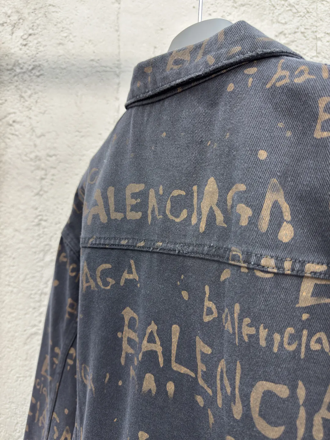 Balenciaga 黑色牛仔外套(數字9)