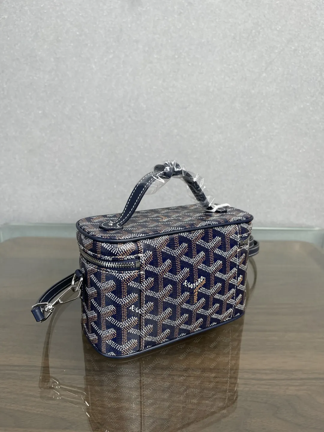 Goyard 蓝色 深蓝 小牛皮 化妆包 便携收纳款