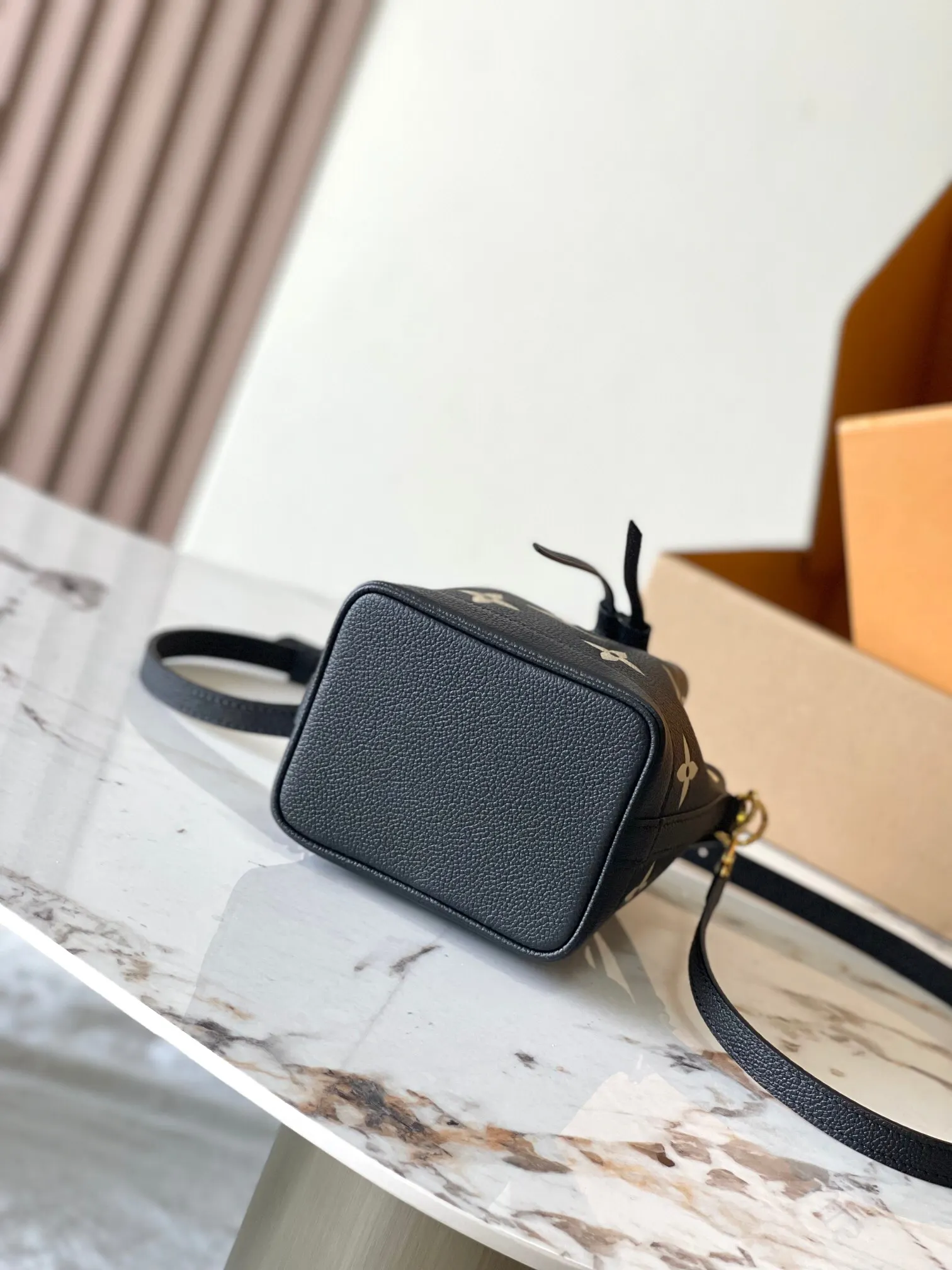 Black Bucket Bag Casual