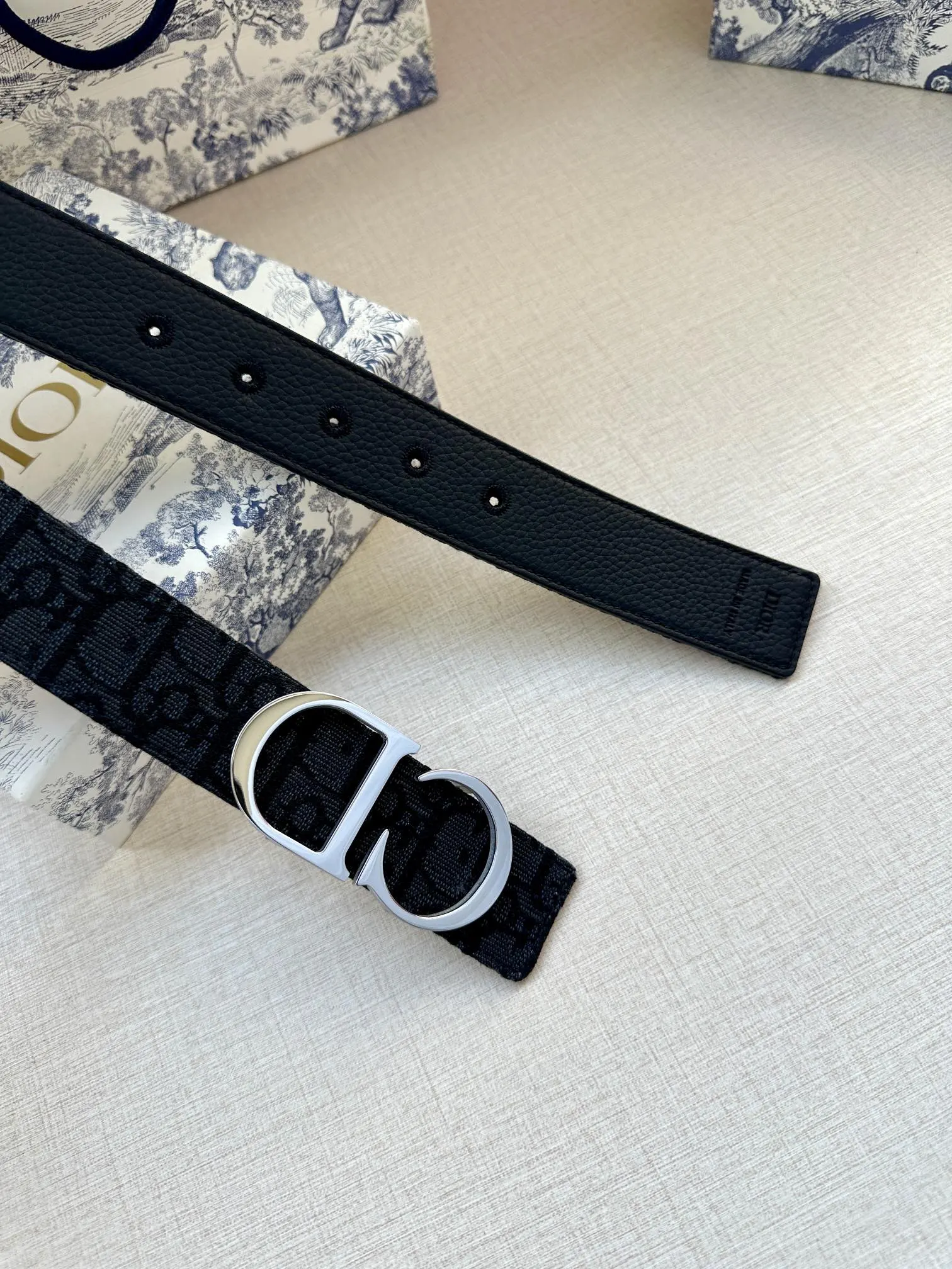 Dior 黑色Oblique腰带 CD金扣款