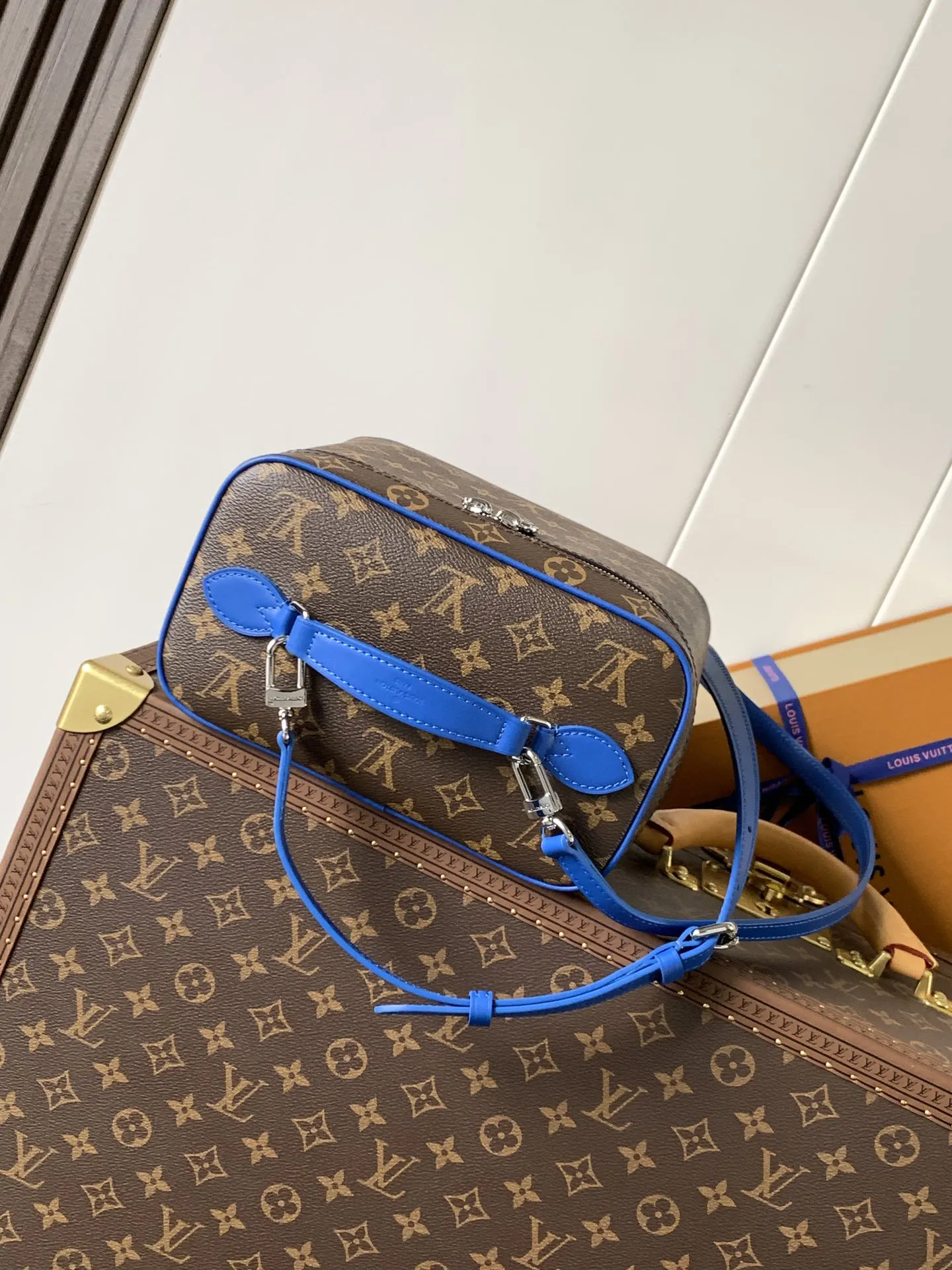 蓝色 绿色 牛皮 绿色 蓝 化妆包 便携收纳款