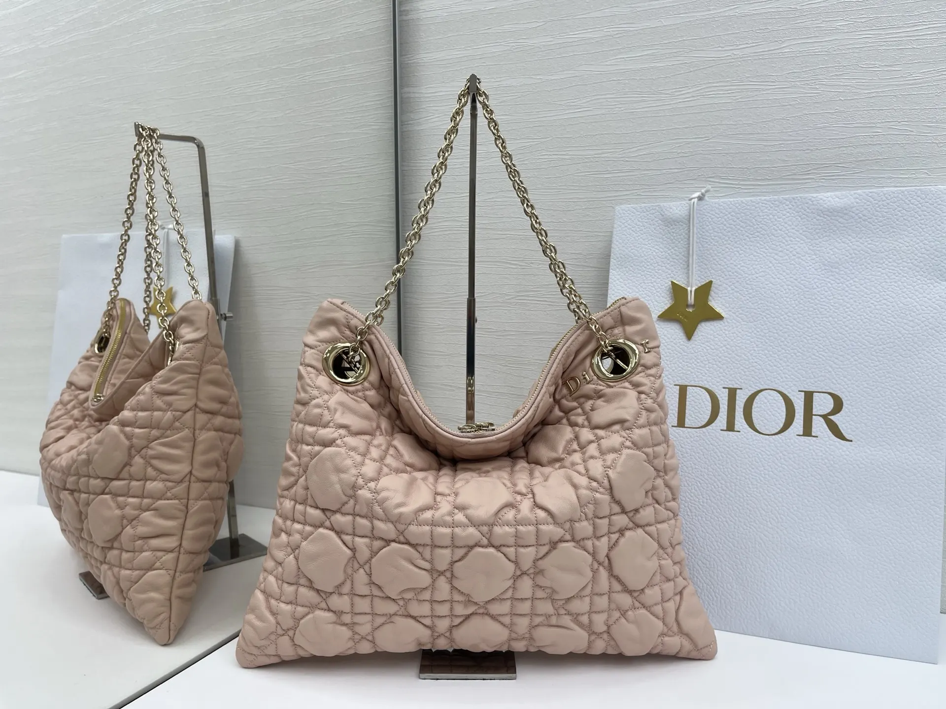 Dior Cannage Quilted Tote 藤格绗缝手 托特包 大容量托特款