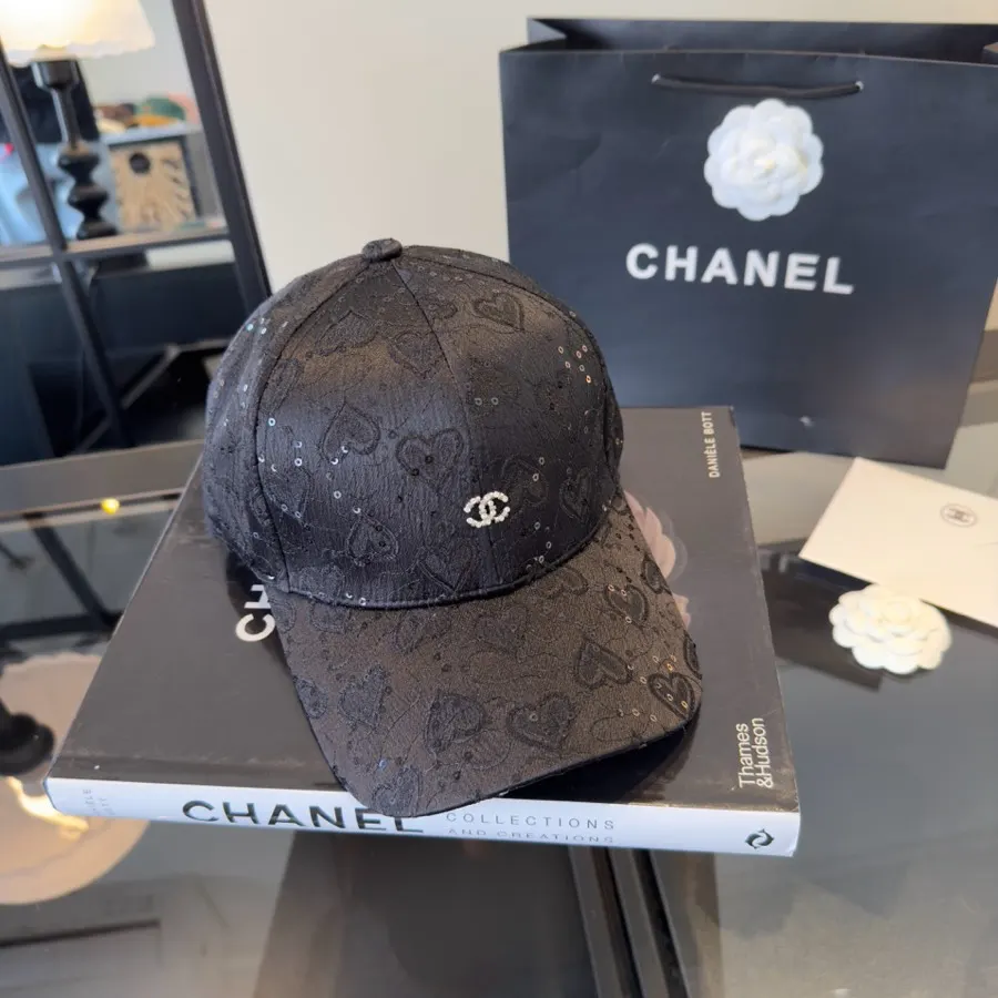 Chanel Logo鸭舌帽 帽子