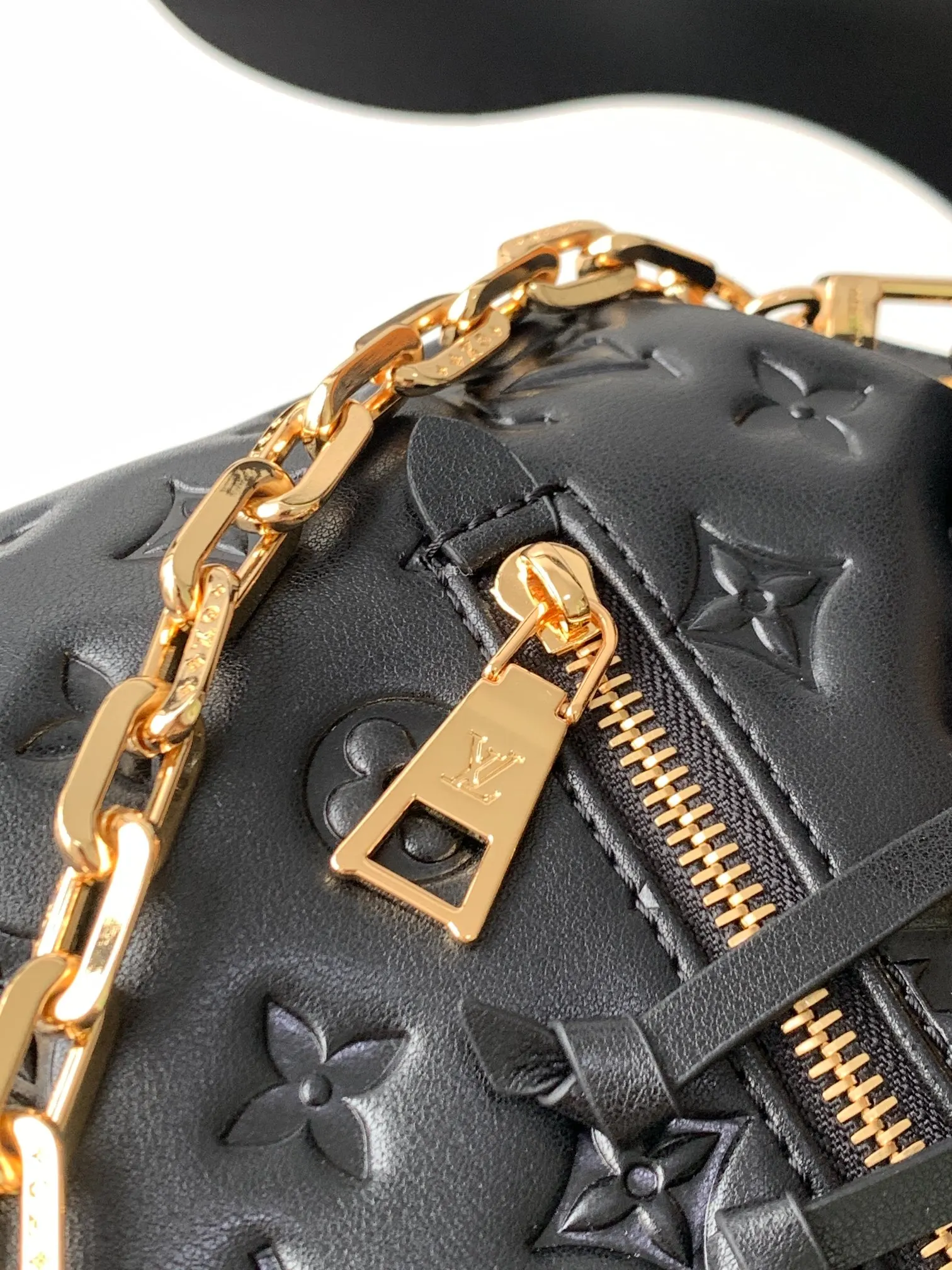 LV 黑色 牛皮 雙肩包 实用雙肩款
