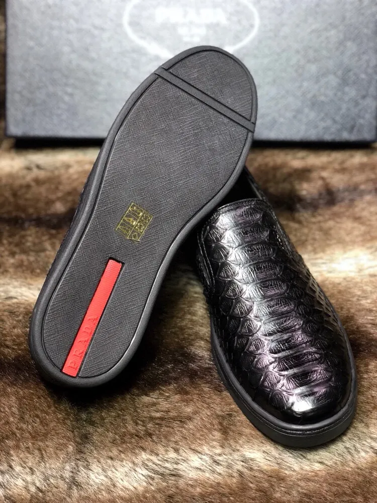 Prada 蟒蛇皮 休闲鞋 舒适