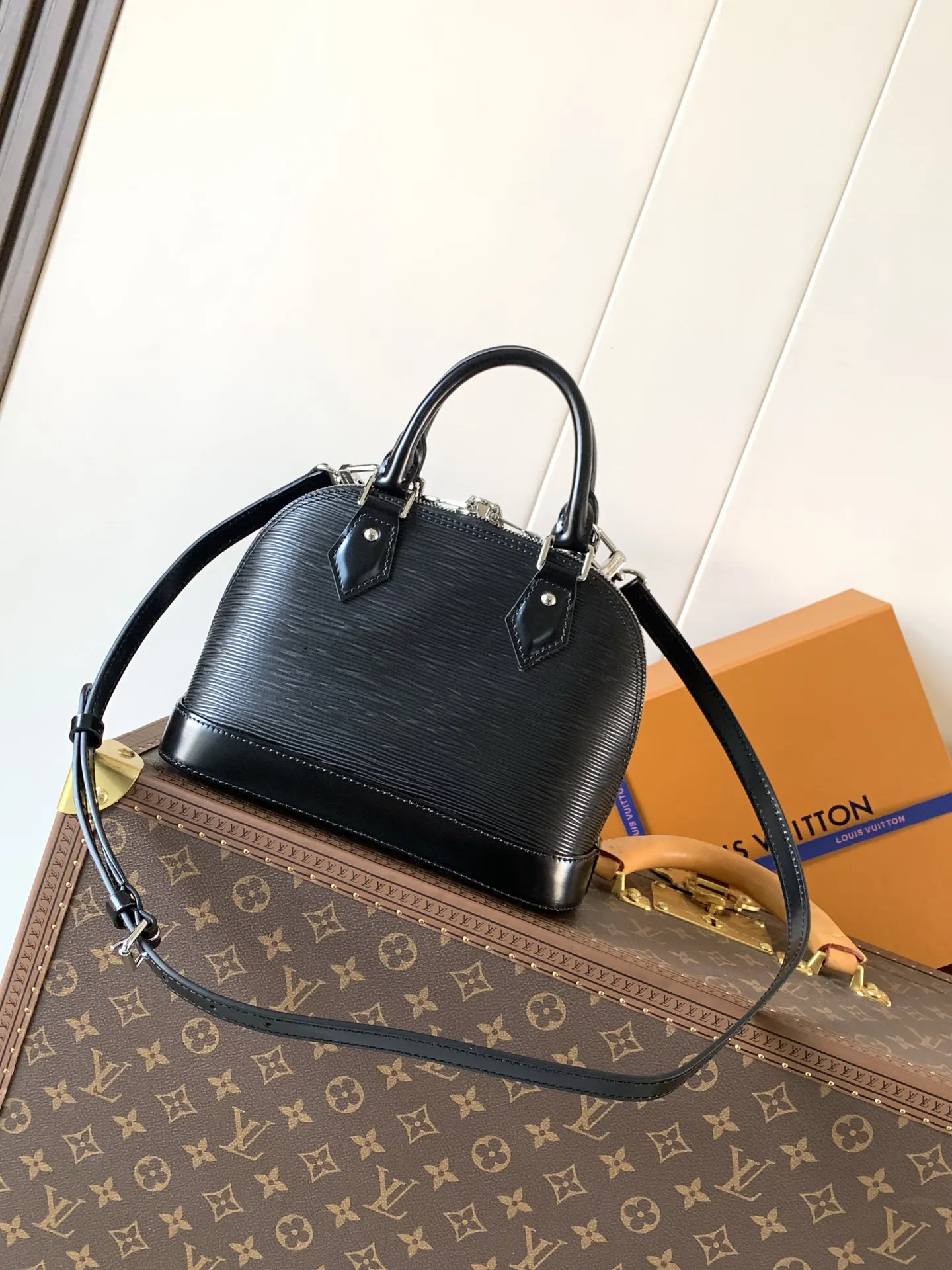 LV 黑银配色 手提包 通勤款｜ORBUYBAG 嵐奢包高端時尚精品