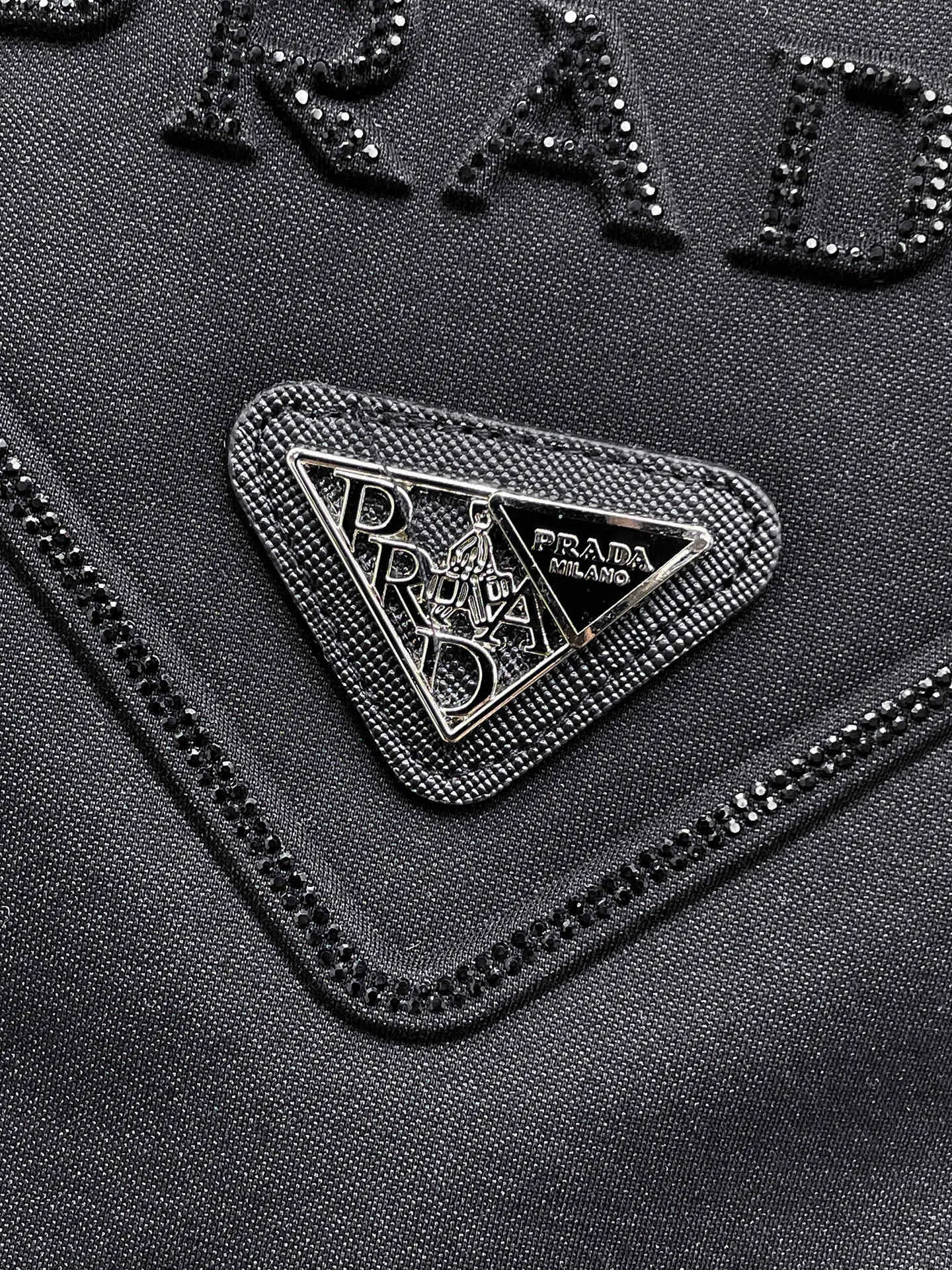 Prada 马 贺岁 棉质 Logo 短袖T恤