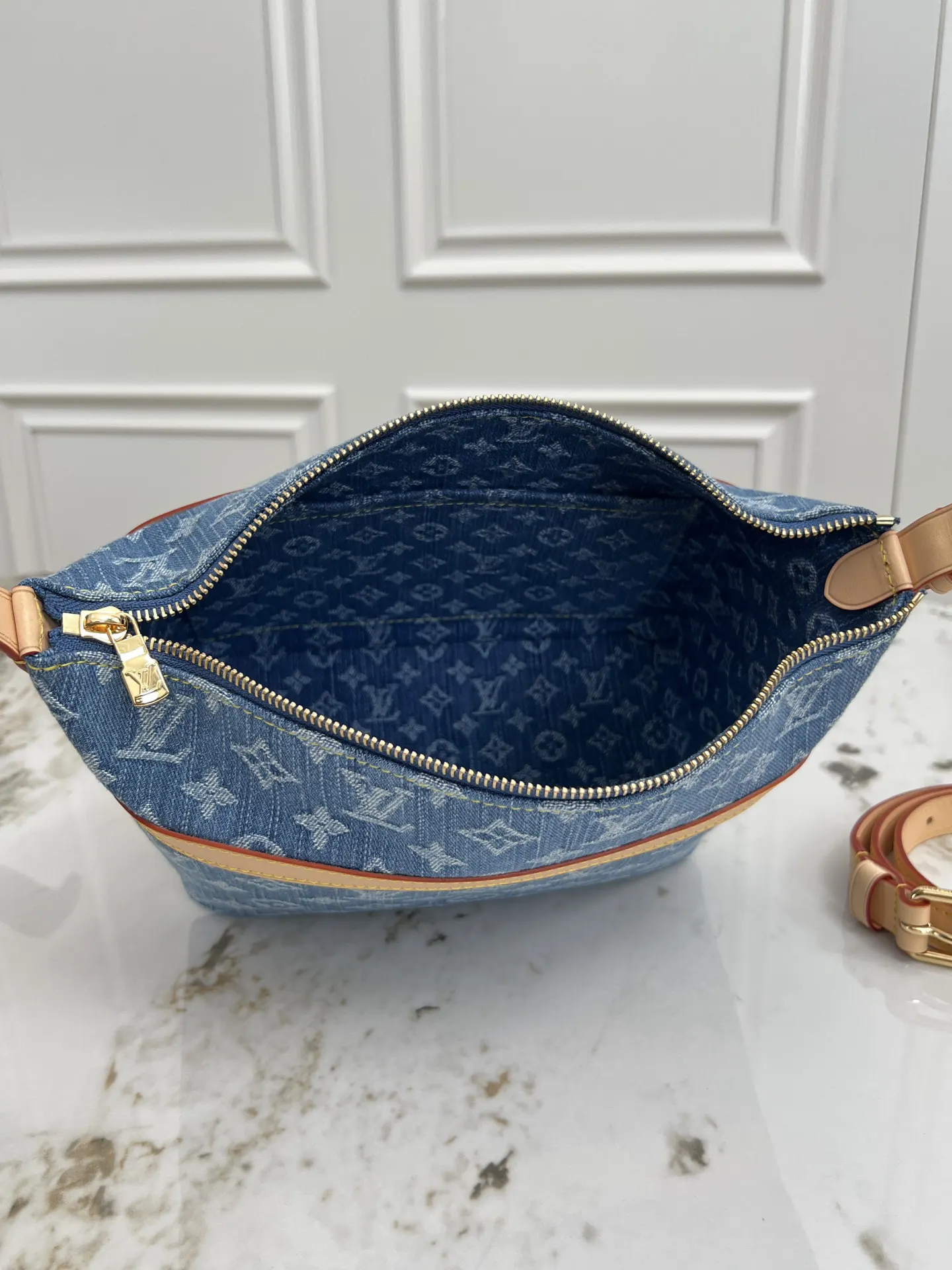 Louis Vuitton M27945 Monogram 旅行包
