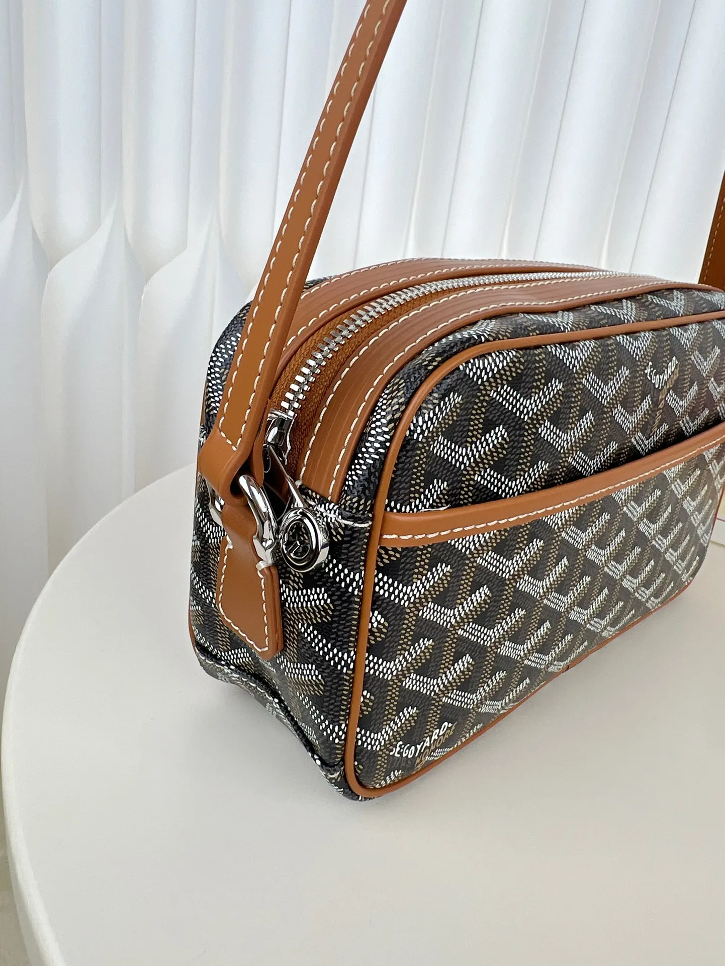 Goyard 戈雅 CapVert 相机包 ☼ 既高颜值又 斜背包 輕便斜挎款