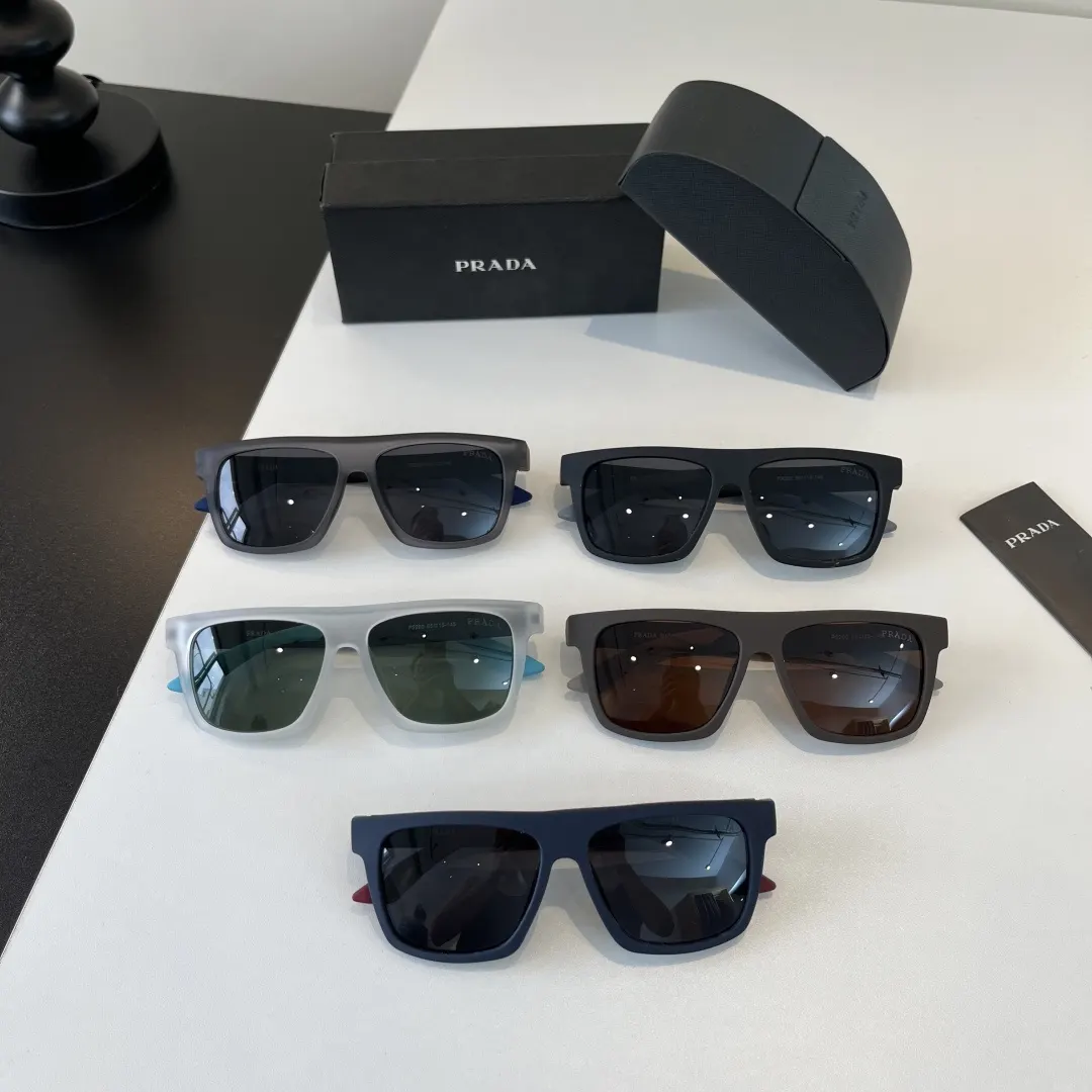 Prada 太阳眼镜 时尚遮阳 太阳镜