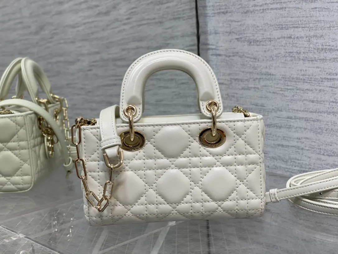 Dior Lady Dior Lady 羊皮链条包 手提斜挎 复古