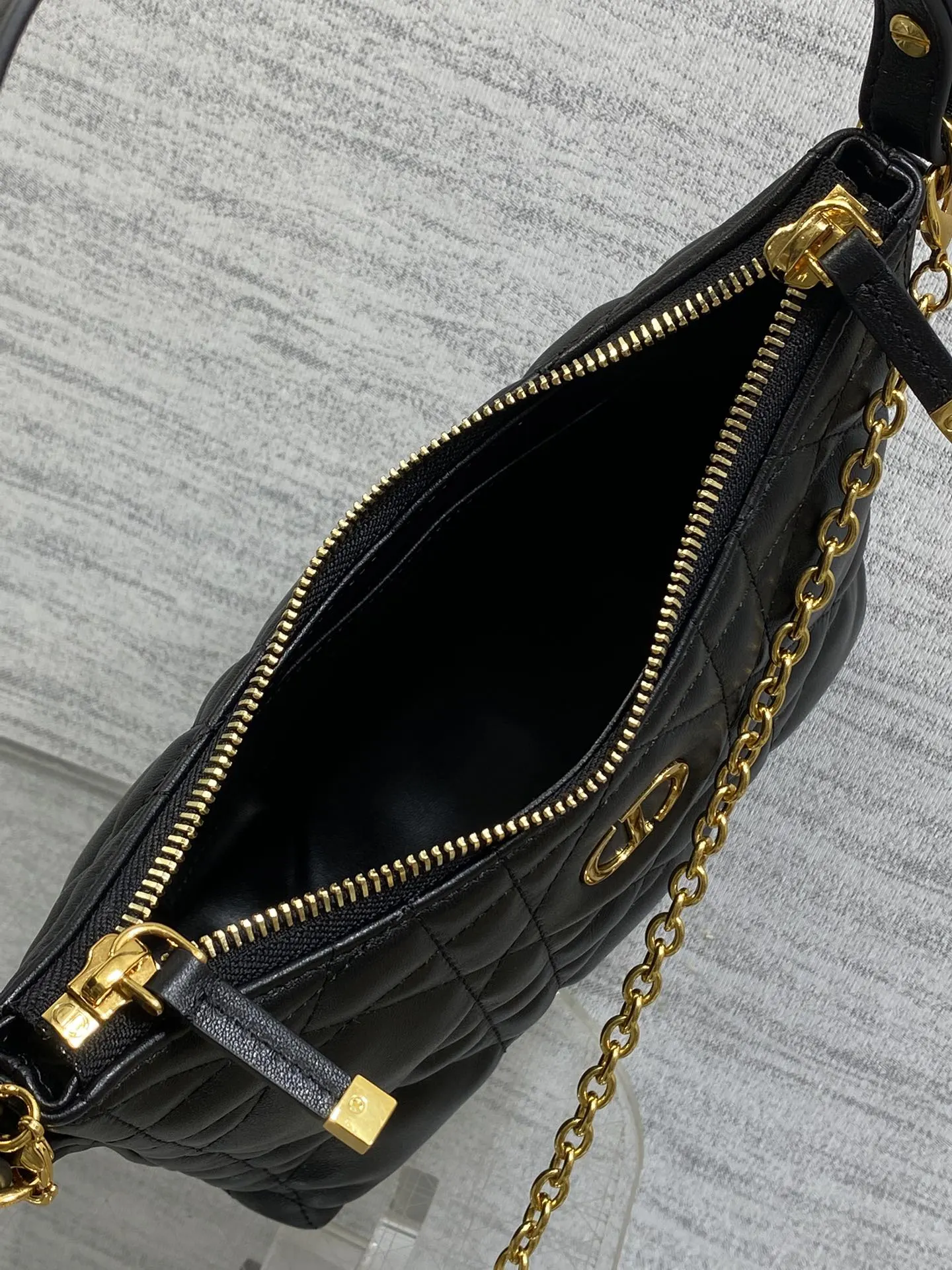 Dior 黑色羊皮链条腋下包 单肩款