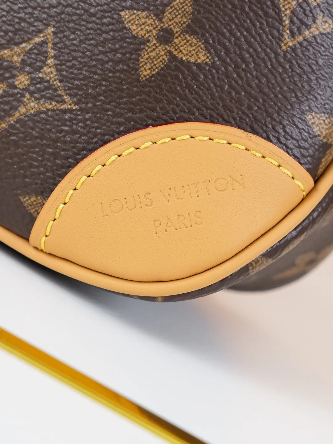 Monogram Chain Bag Leather