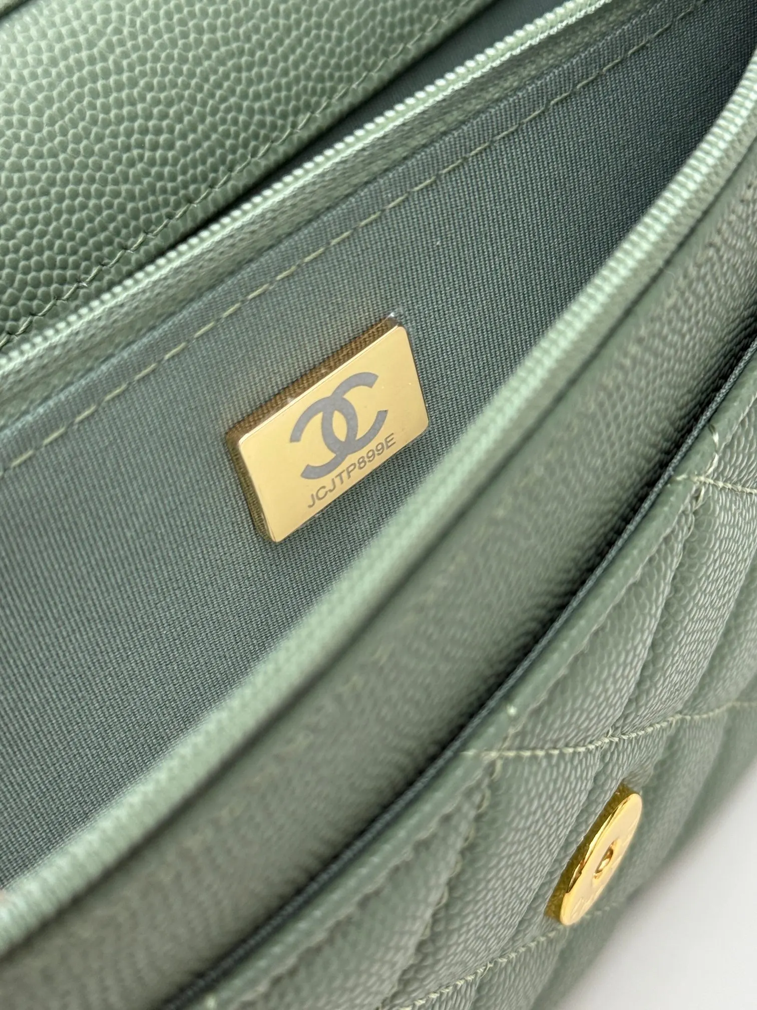 CHANEL 小牛皮 链条包 精致链条款