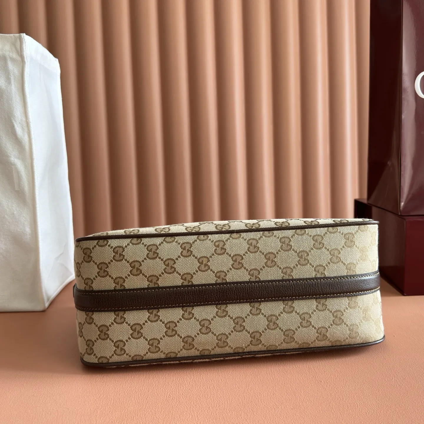 Gucci 棕色 金色 牛皮 腋下包 復古腋下背款