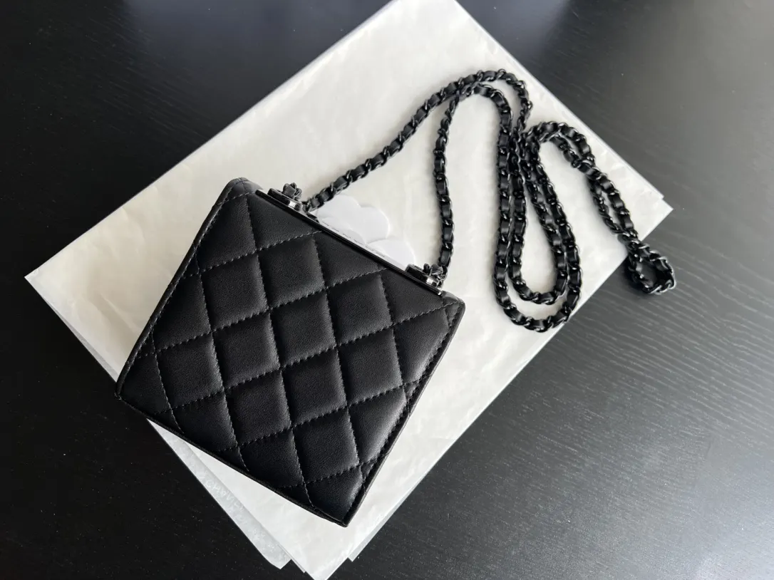Chanel 22 黑色 皮革 手提包
