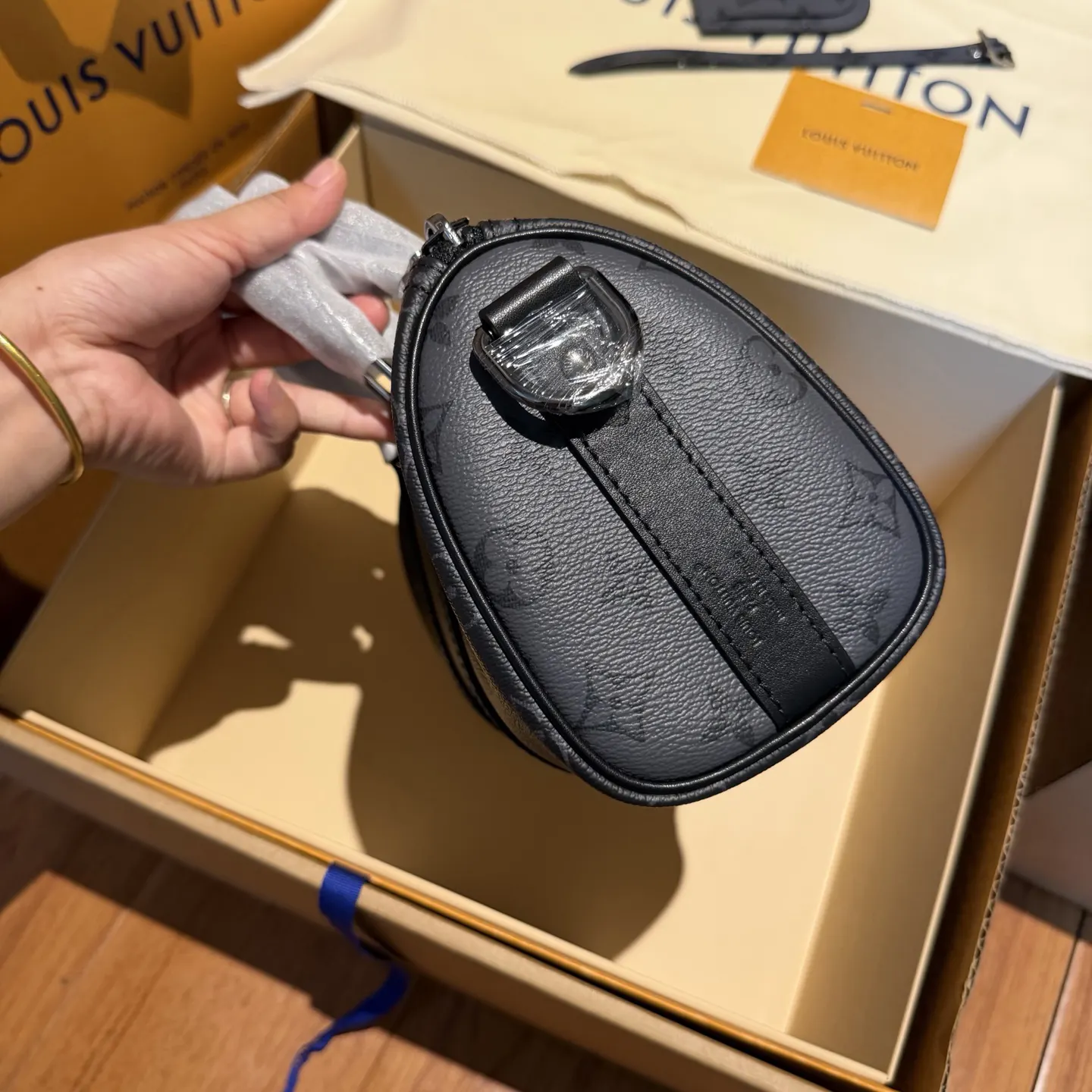 Fashion Item Travel