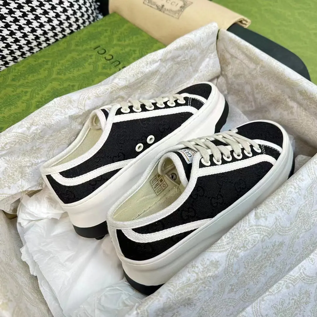 Gucci Logo Sneakers Image 5 Gucci Logo Sneakers Image 5
