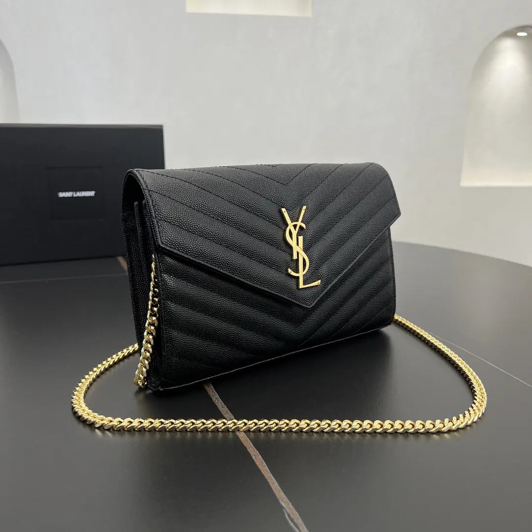 Chain Bag Leather