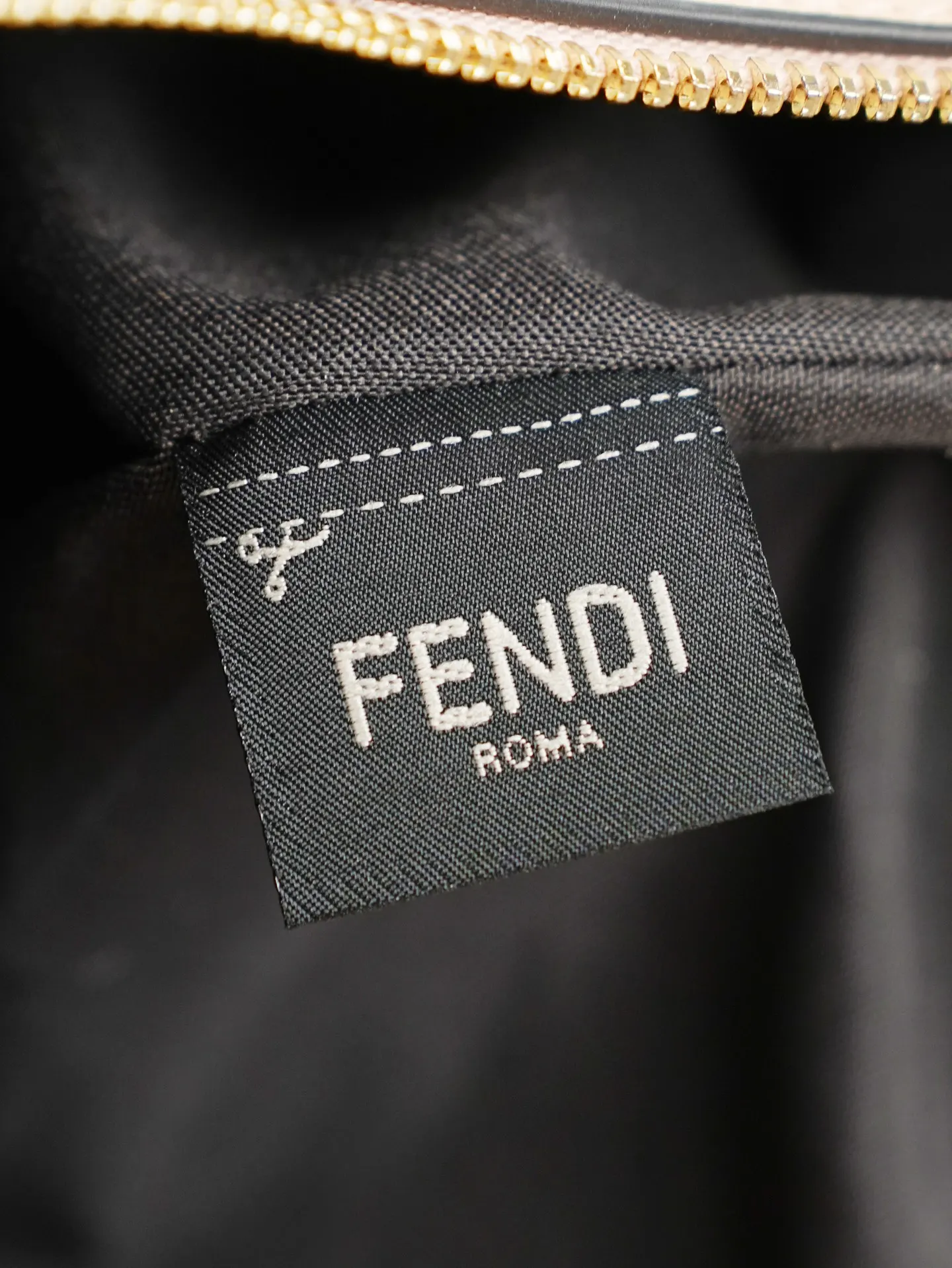 皮 大 肩带 FEND 腋下包 复古腋下背款
