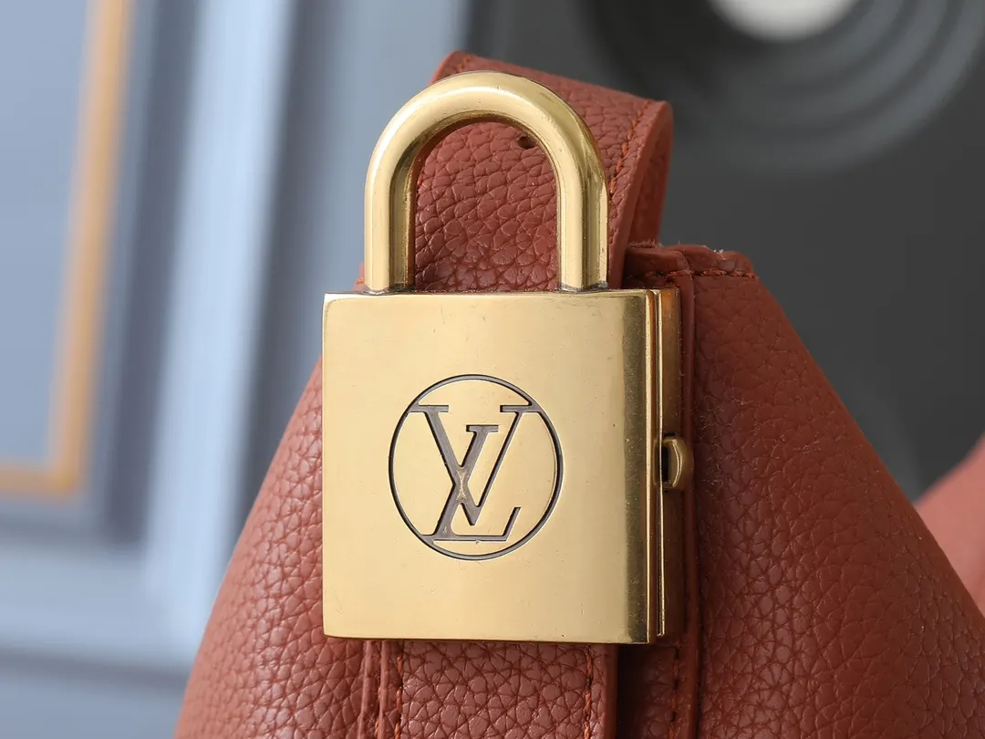 LV 牛皮 收纳包 旅行收纳款