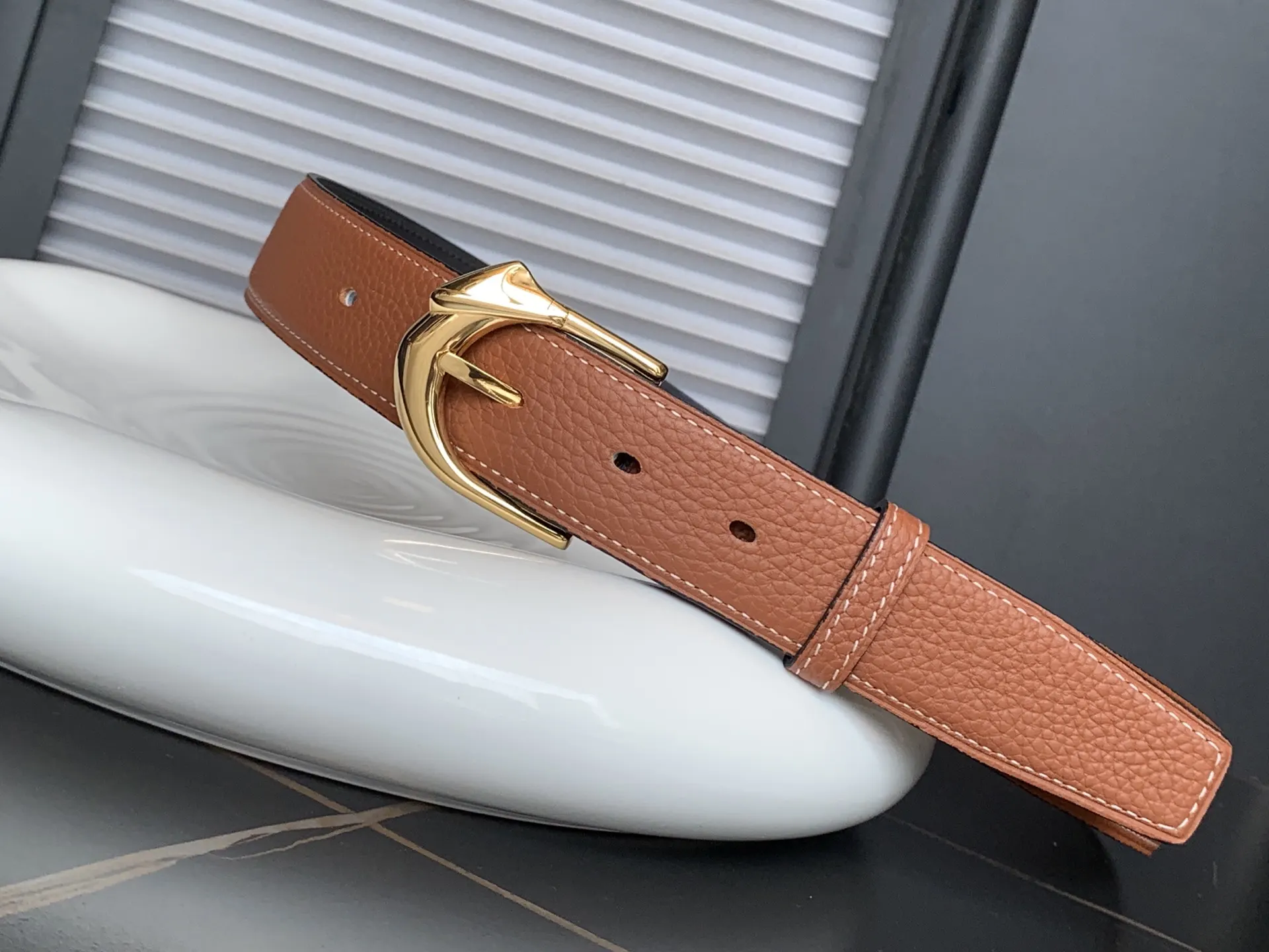 Hermès 荔枝纹牛皮 配饰 精致配饰 腰带
