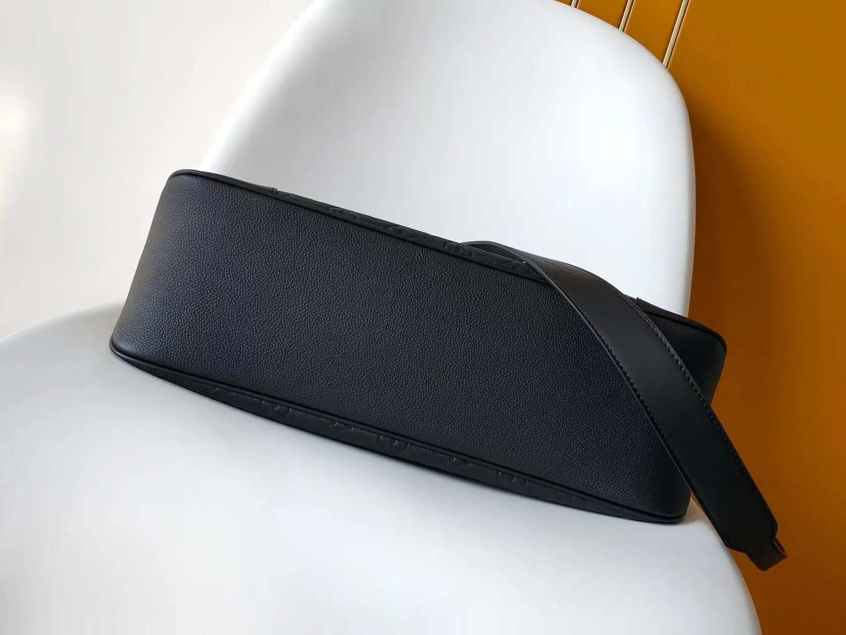 Louis Vuitton Tote Bag Commuter | ORBUYBAG