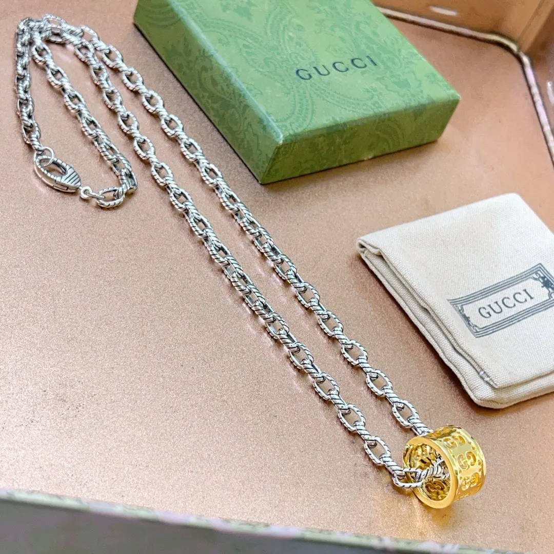 Gucci 链条包 单肩斜挎