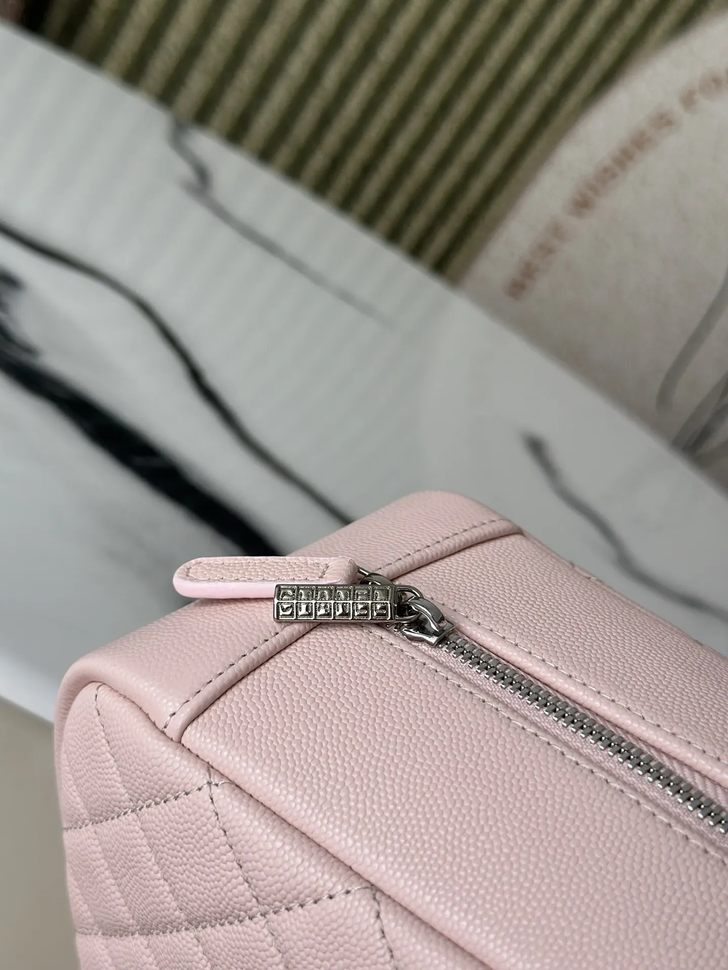 小牛皮 来袭 精致如香 旅游收納包 很必备〰很 旅行收納款