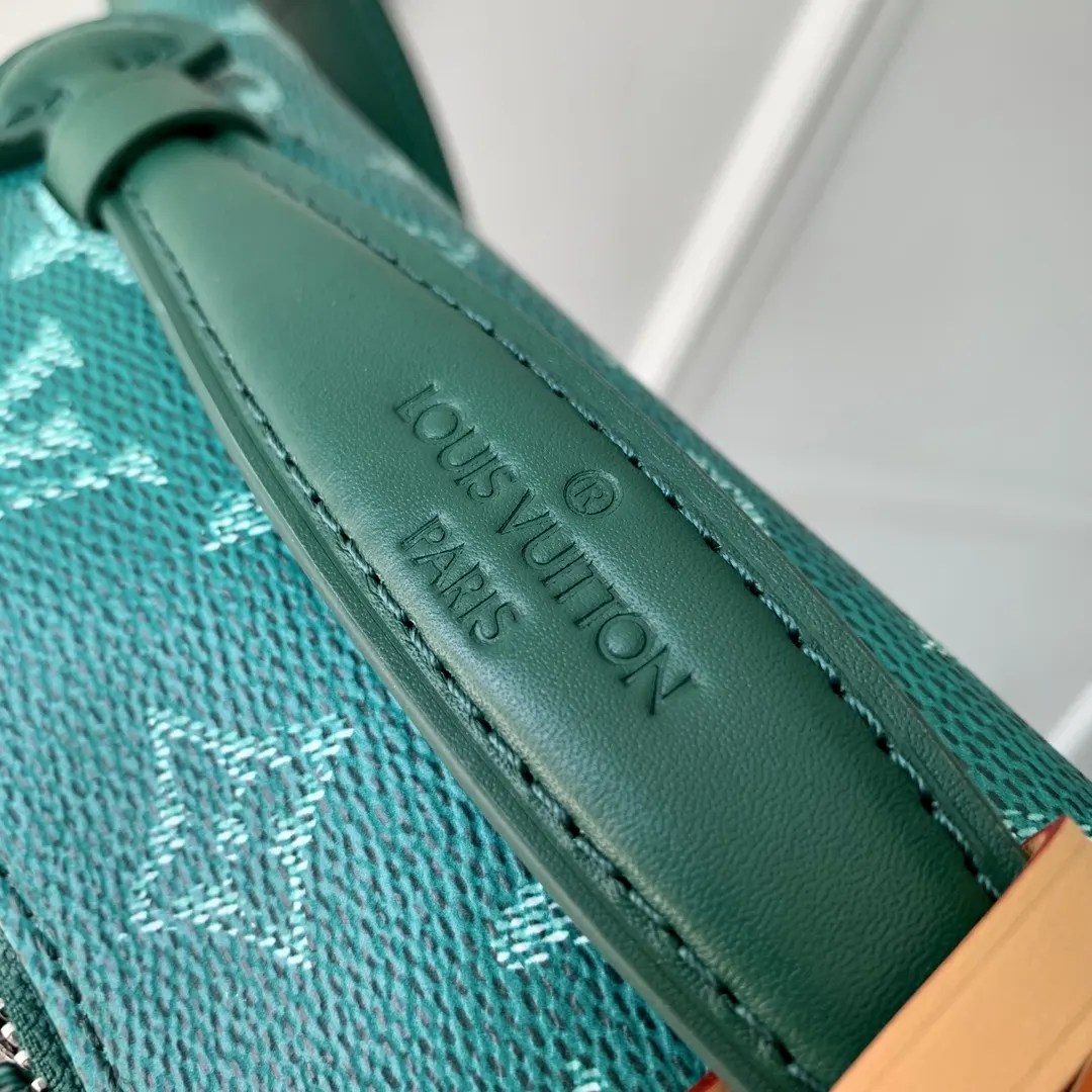 LV 帆布 绿花 本款 Rush 腰包取材 Mono 休闲腰包款