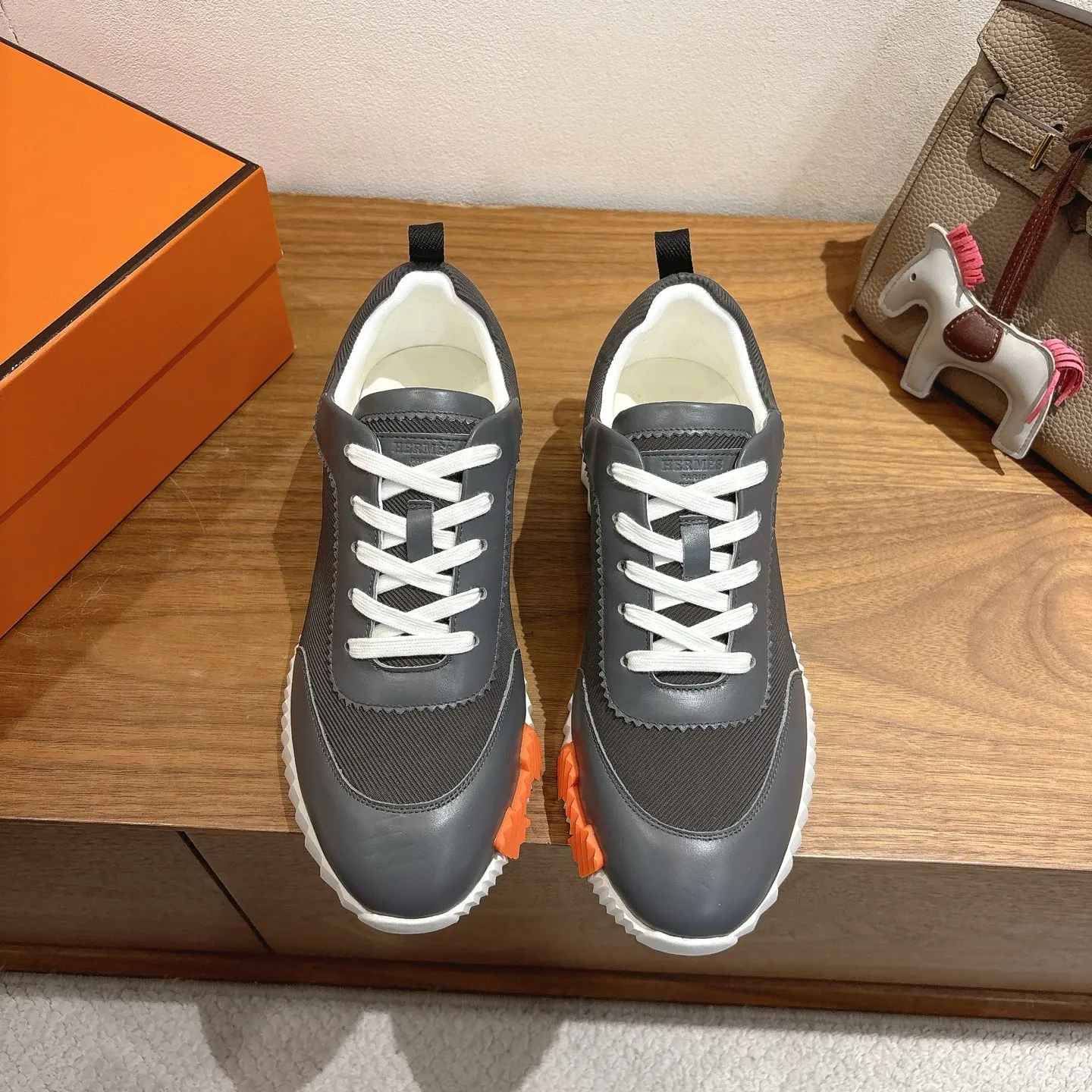 Hermès SS 运动鞋