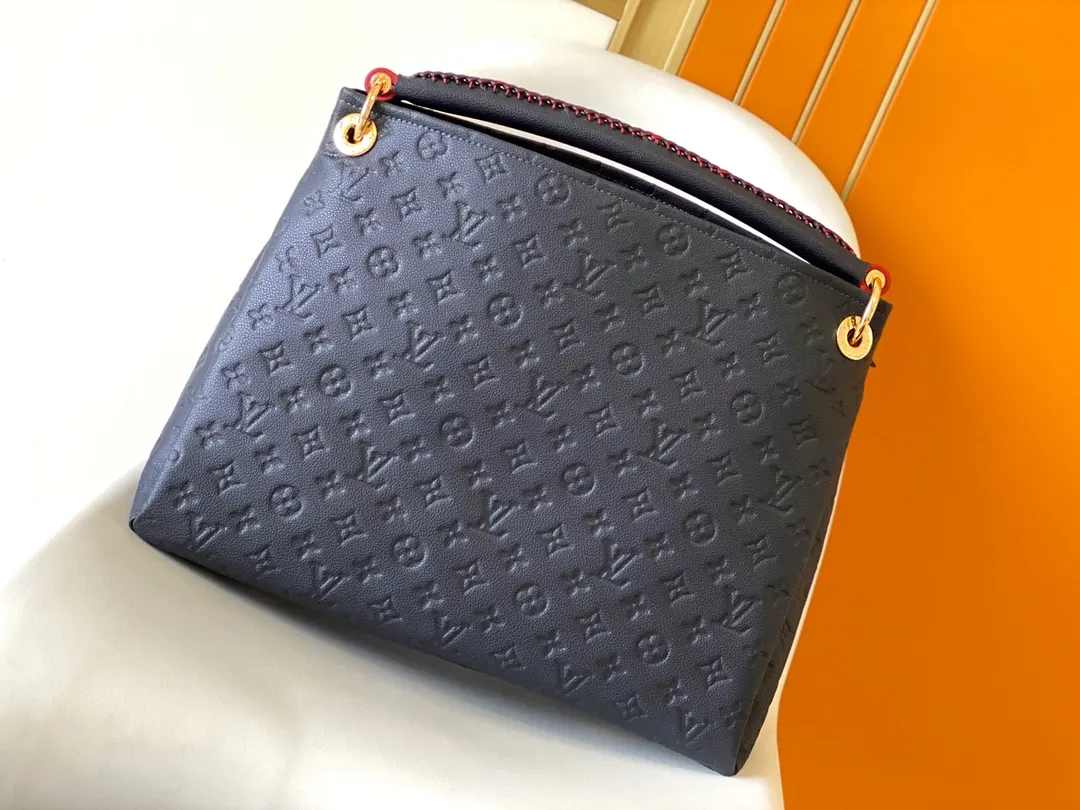 LV black and blue color scheme handbag Image 3 LV black and blue color scheme handbag Image 3