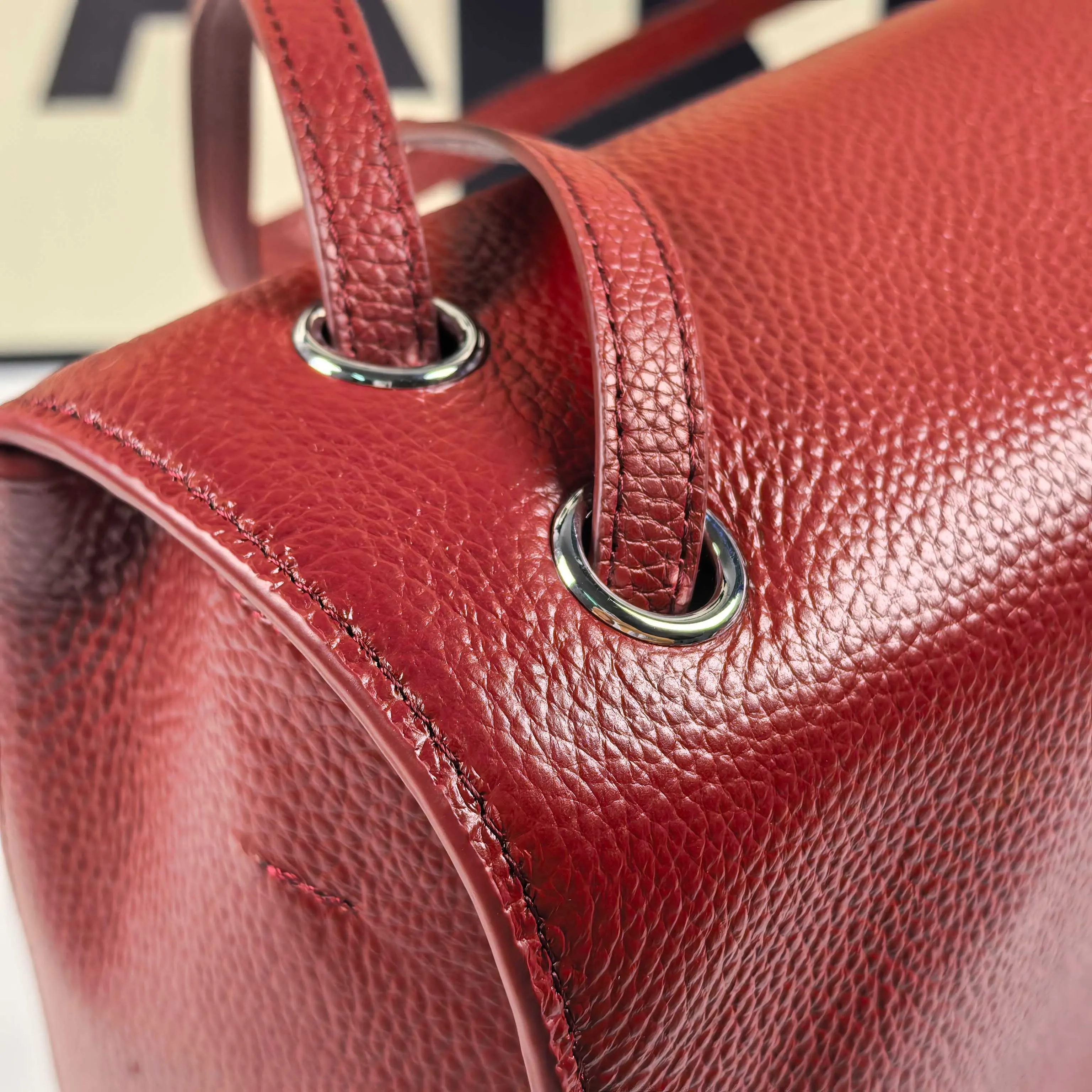 Chanel Classic Flap 牛皮 链条包