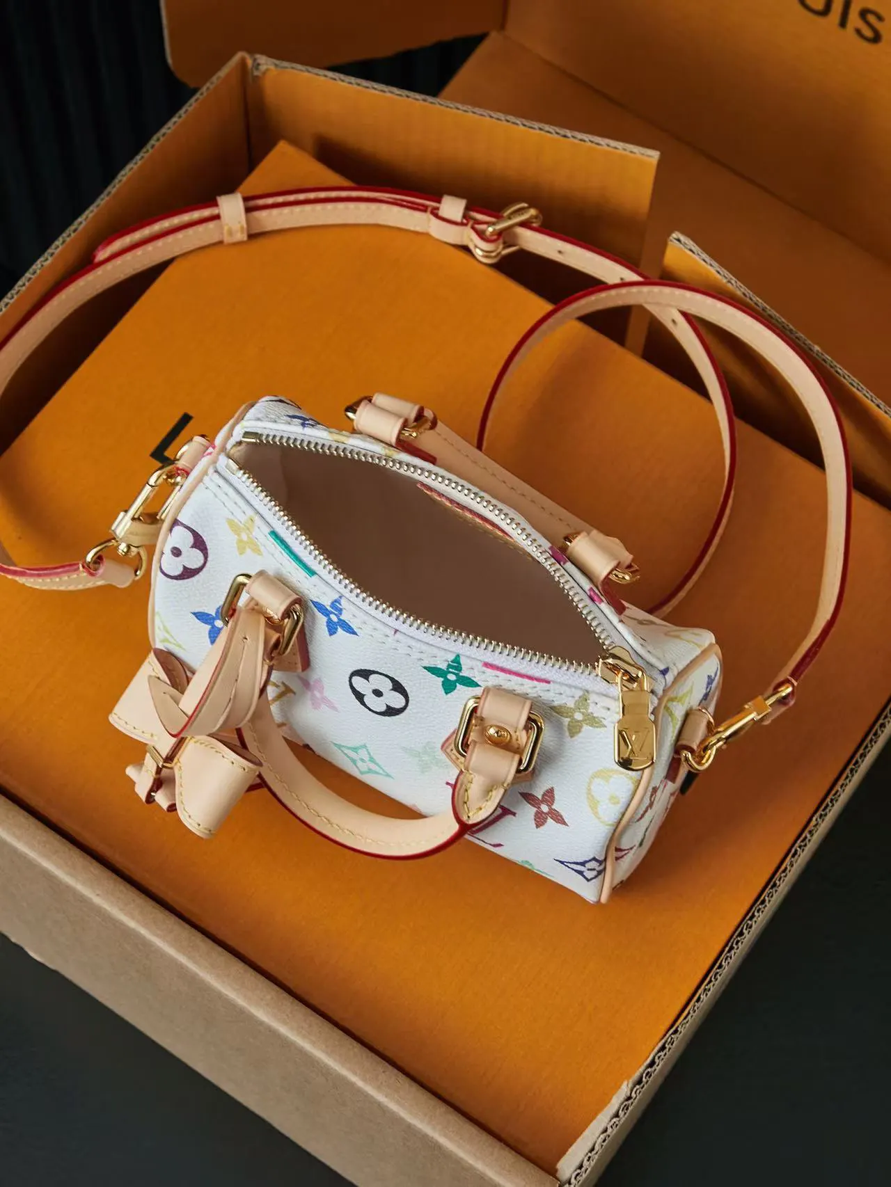 LV 白色彩色老花Speedy手袋 彩绘款 | ORBUYBAG 嵐奢包