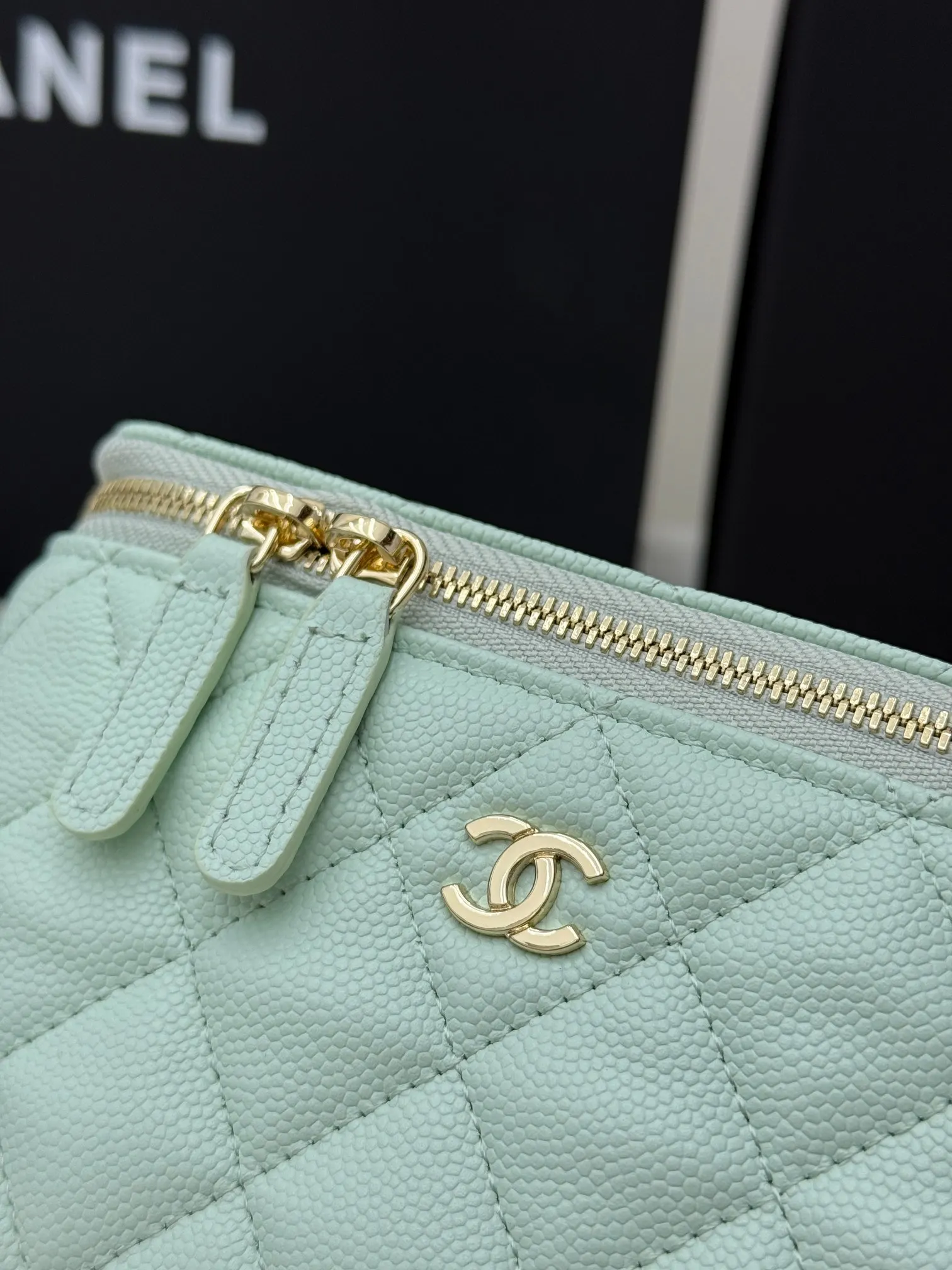 CHANEL 金色 牛皮 鏈條包 精致鏈條款