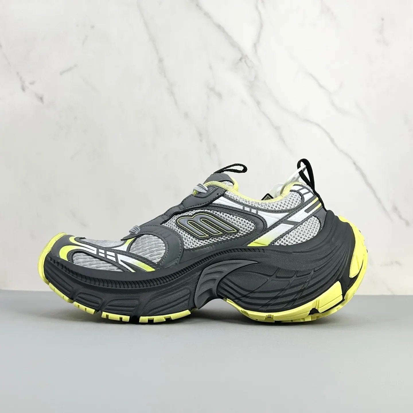 Balenciaga Logo 运动鞋 休閒运动(數字2) Balenciaga Logo 运动鞋 休閒运动(數字2)