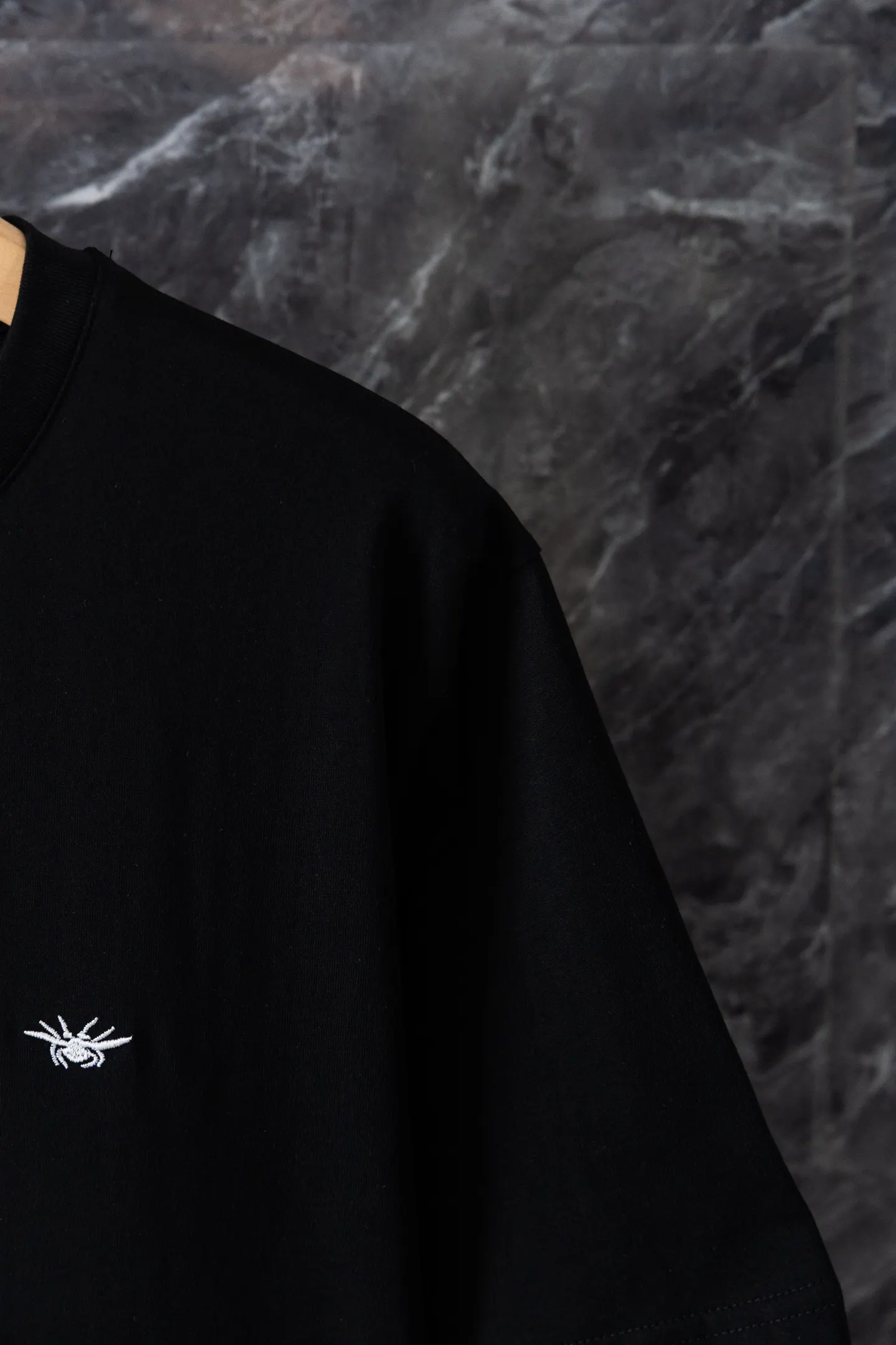Dior Black Knitted Short Sleeved T-Shirt Exquisite Wear Image 2 Dior Black Knitted Short Sleeved T-Shirt Exquisite Wear Image 2