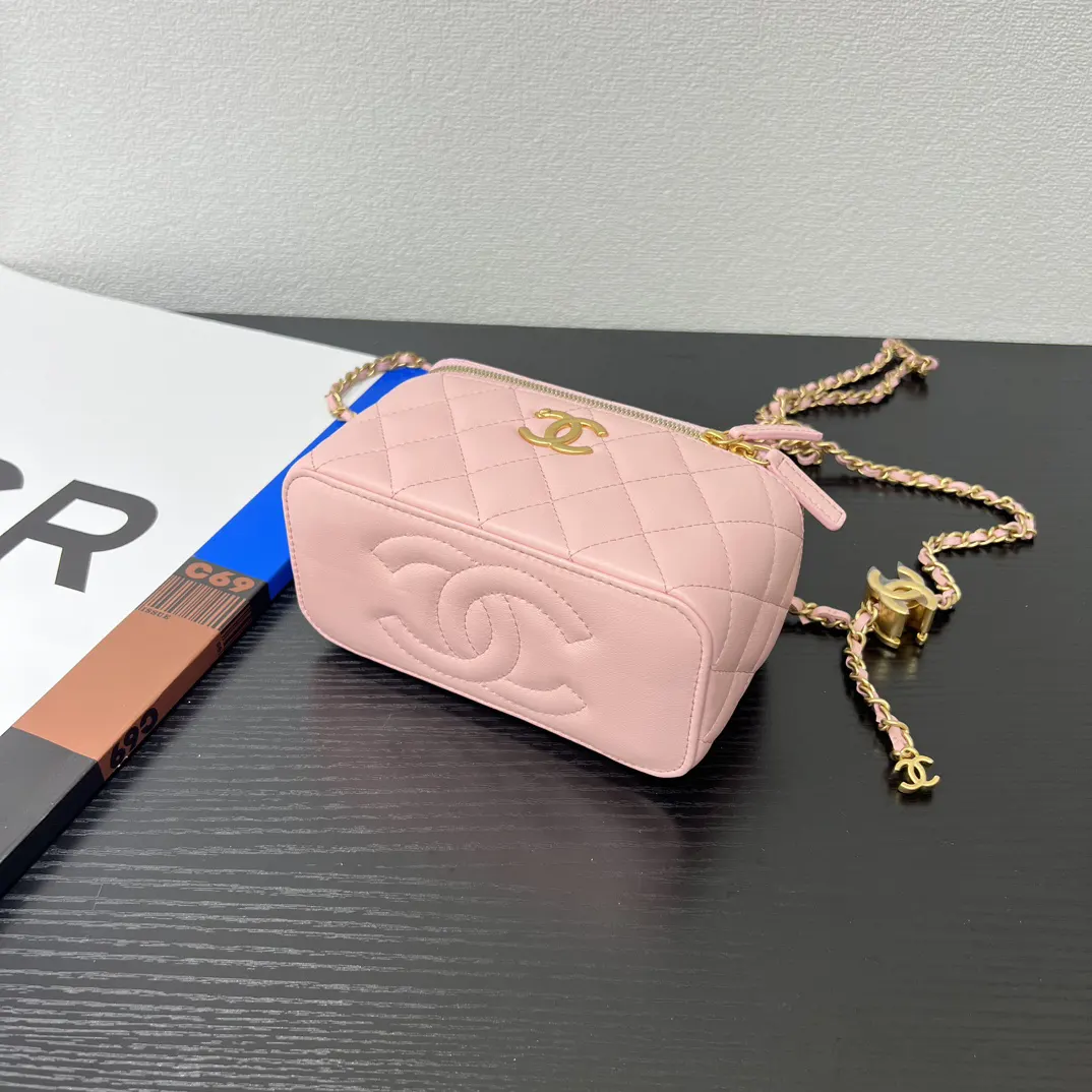 Chanel 小号 粉色 皮革 菱格绗缝 链条包
