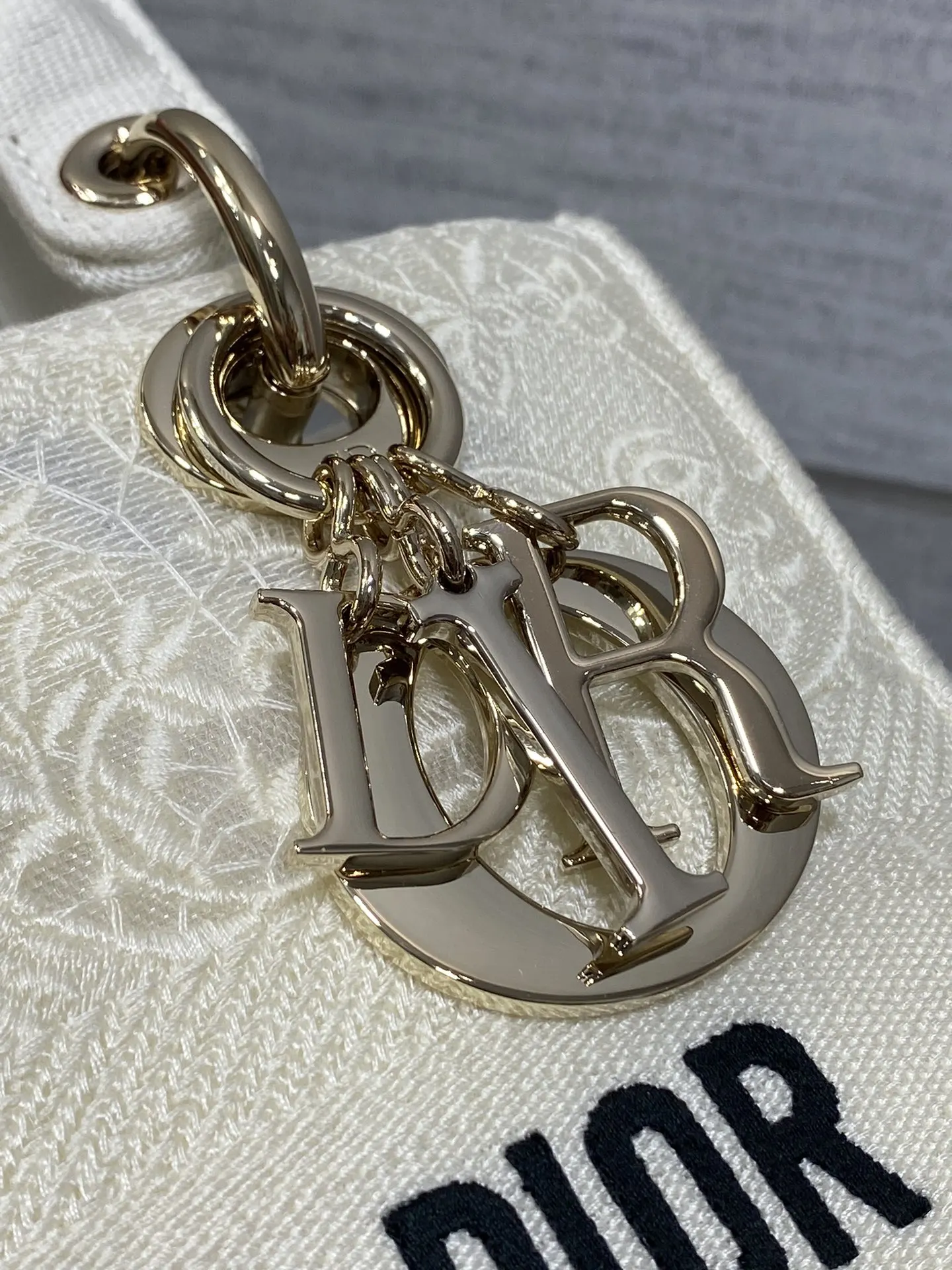 Dior Dⅰor 进口 刺绣蕾丝戴妃包 Lady蕾丝刺绣太 手提包 通勤手提款