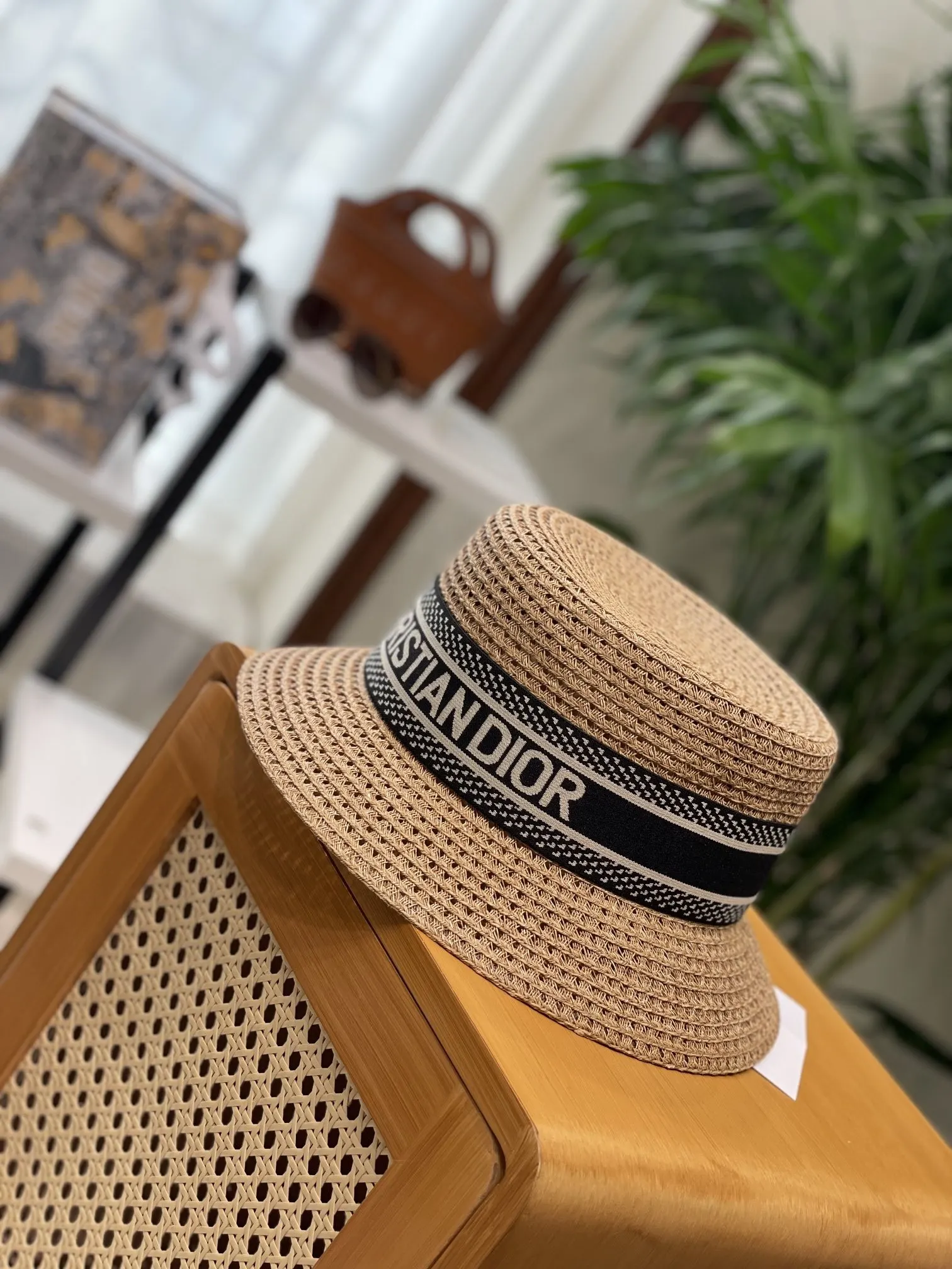 Dior 黑色字母渔夫帽 休闲 帽子