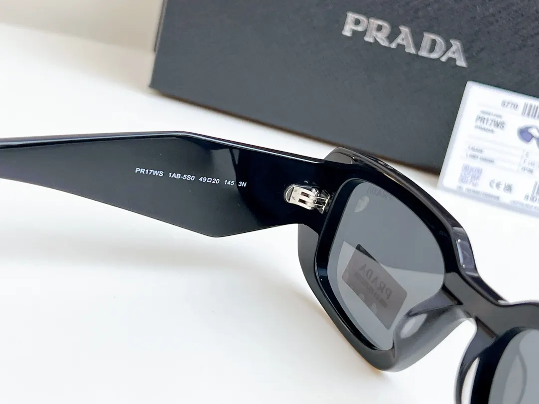 Prada SPR17W 太阳眼镜 时尚遮阳 太阳镜