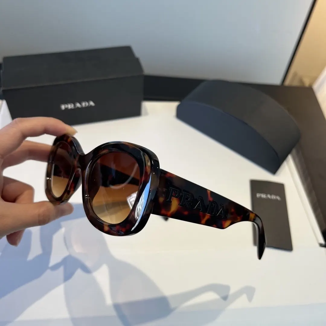 Prada 太阳眼镜 时尚遮阳 太阳镜