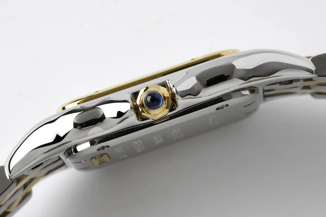 Cartier 白色 蓝色 手表 经典腕表款